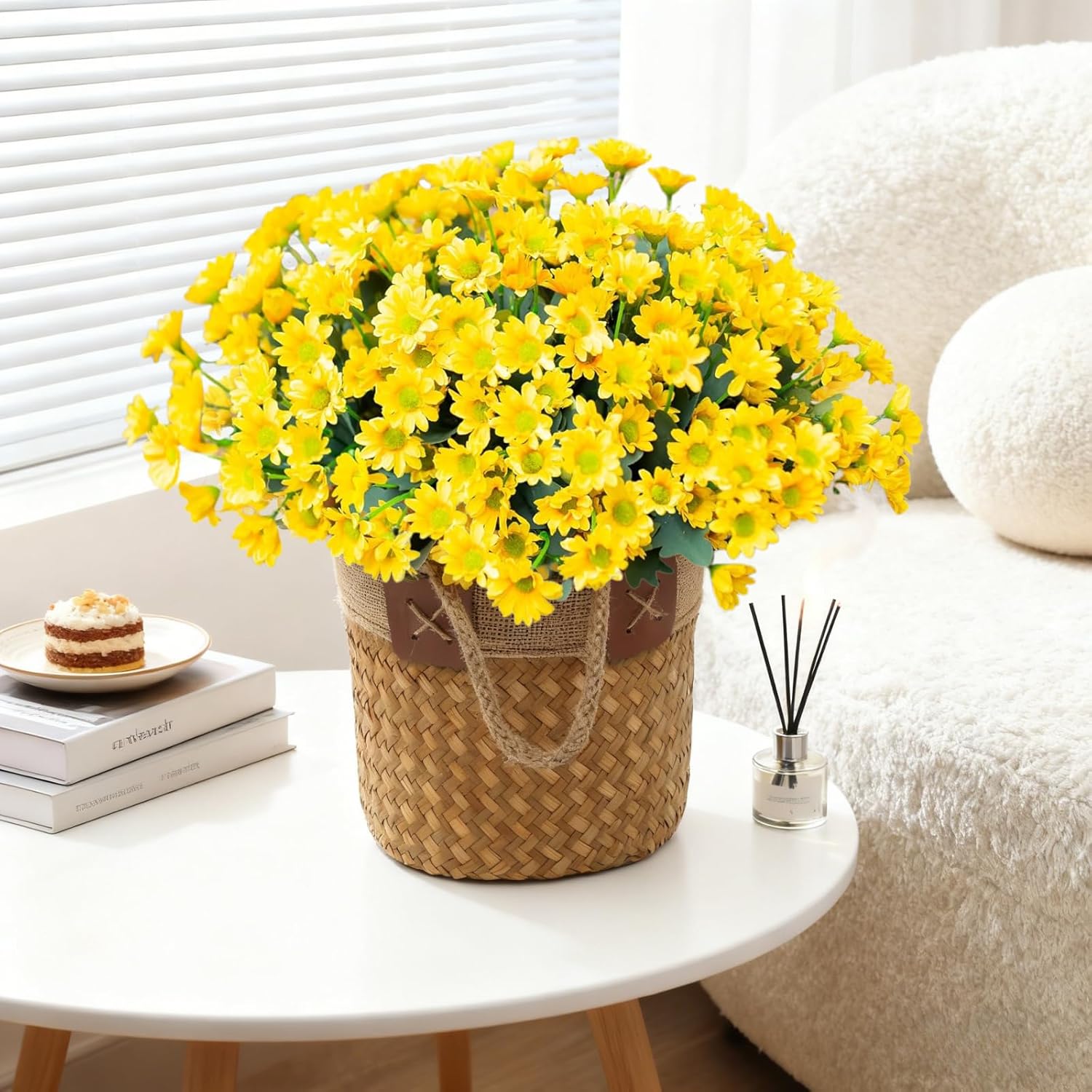 ASTRYAS 6 Bundles Daisy Artificial Flowers Yellow Faux Fake Mum Flowers Silk Daisies for Home Decor Garden Outdoor Indoor Porch Patio Garden(14 Branches,Yellow)