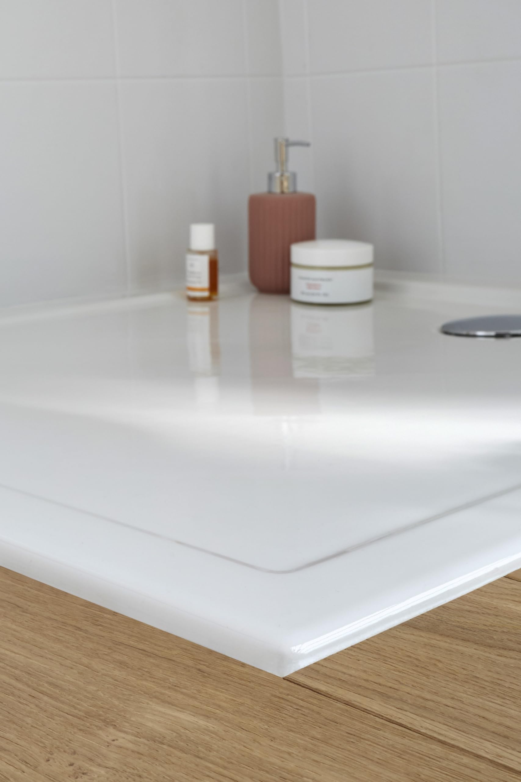 Jacob Delafon Receveur Douche Extraplat Camille 80x80 cm, Céramique, Blanc | Céramique recyclée (10%). Antidérapant PN12. Ressaut anti-débordement