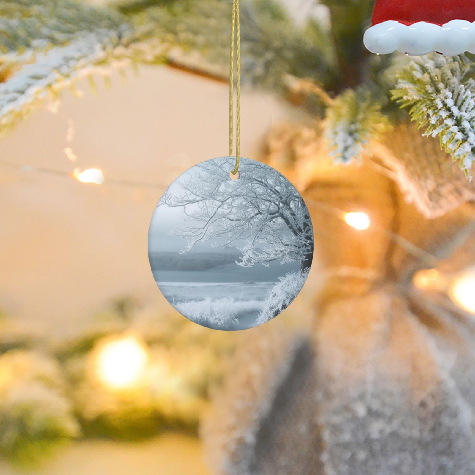 Christmas Ornaments for Christmas Tree Decoration Ceramic Hanging Snow and Frosted Tree Ornament with Gold Ribbon Crafts Round Pendant for Keepsake Gifts Glass Xmas Decor Party Supplies