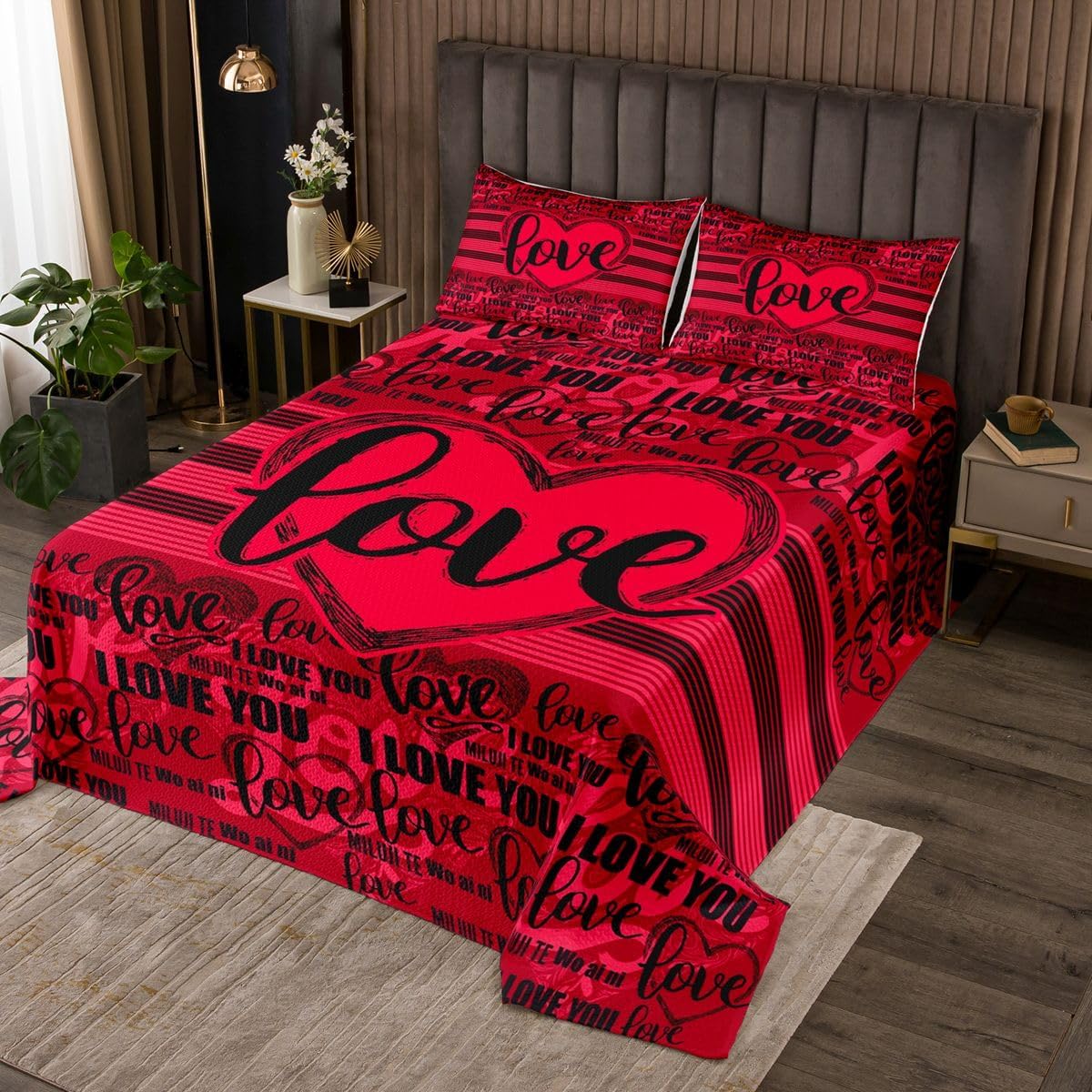 Erosebridal Valentine's Day Quilt Queen Romantic Love Bedspread Red Heart I Love You National Language Coverlet for Lover Couple Man and Wife Geometric Stripes Room Decor Quilted