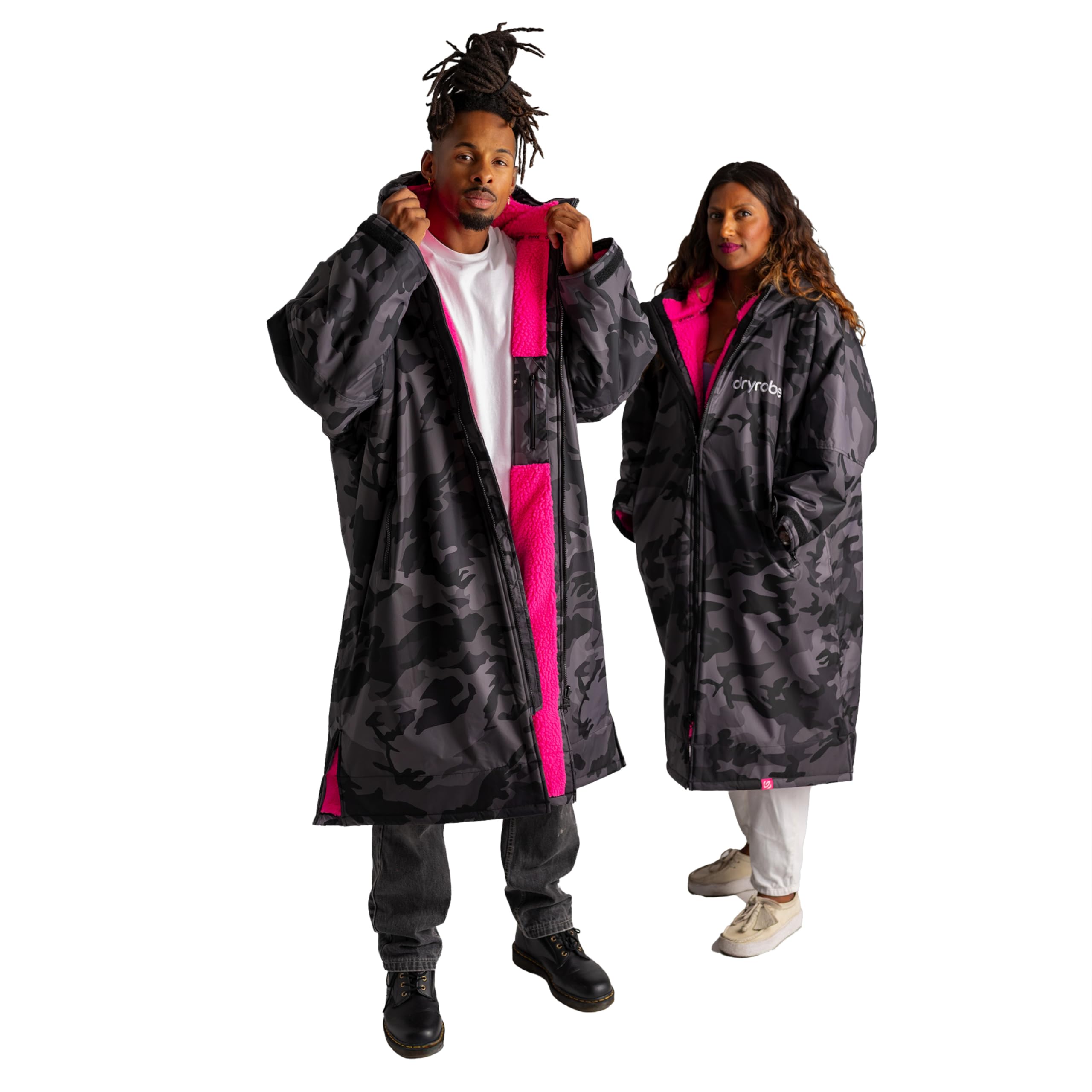 Dryrobe® Advance - The Original Long Sleeve Waterproof Changing Robe - Oversized Coat with Fleece Lining - for Beach, Cold Water Wild Swimming, Surfing - Unisex - Medium - Black Camo/Pink