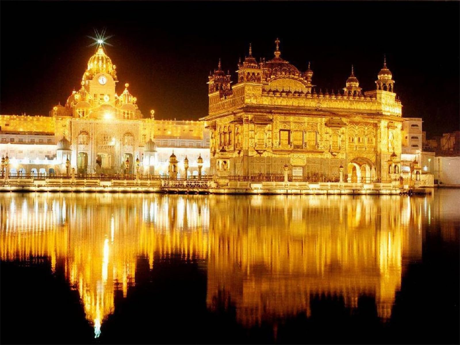 Fansee Multicolored Diamond Painting Kits For Adults Kids,Sacred Golden Temple Of Amritsar Diy Diamond Painting Kits 5D Full Round Diamond Art Kits By Numbers Gem Painting Art,Craftwork Indoor Décor(30X40cm/12X16in)