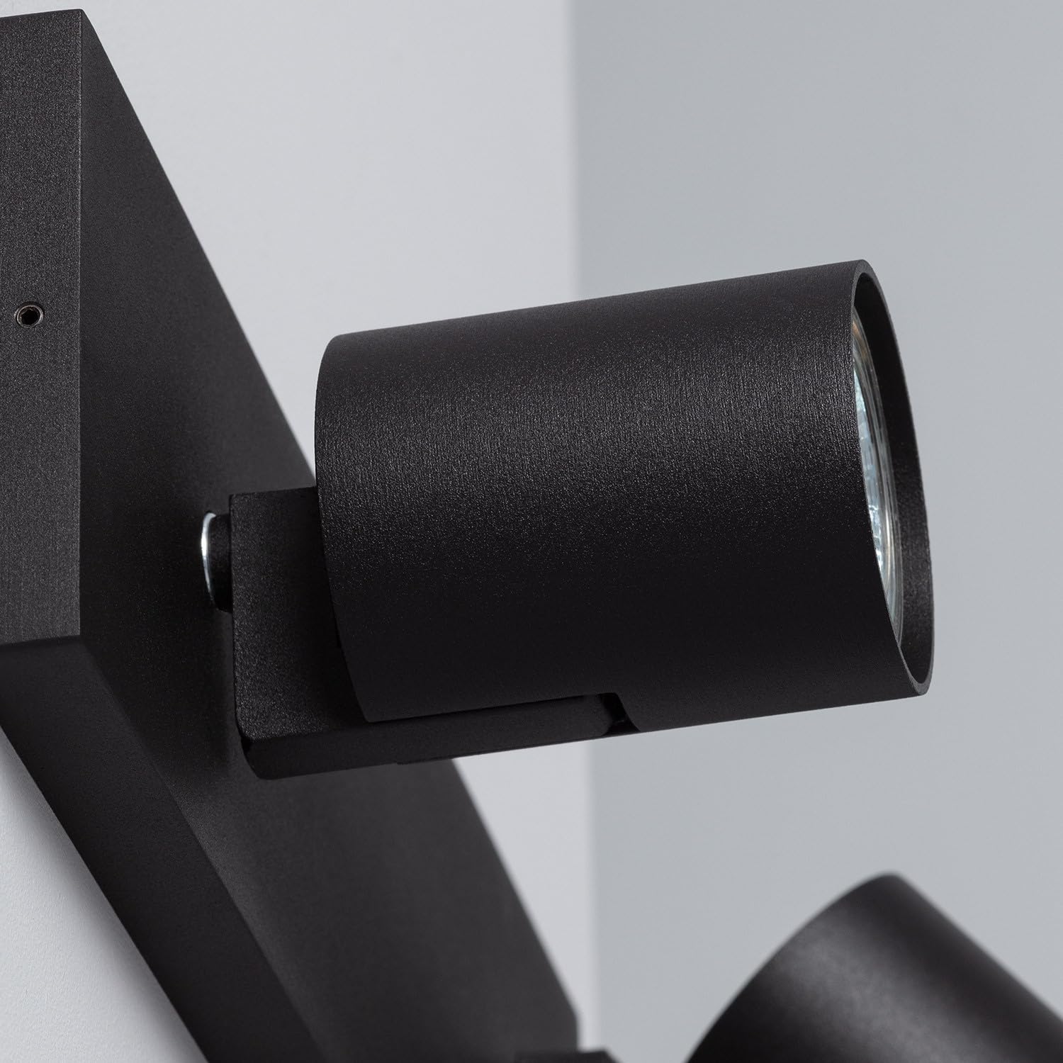 LEDKIA LIGHTING - Plafonnier Aluminium Quartz Noir | Compatible Ampoules GU10 220-240V | Durable Et Résistant | Pour Intérieur Et Extérieur Couverts | 80 Mm, Noir, Aluminium