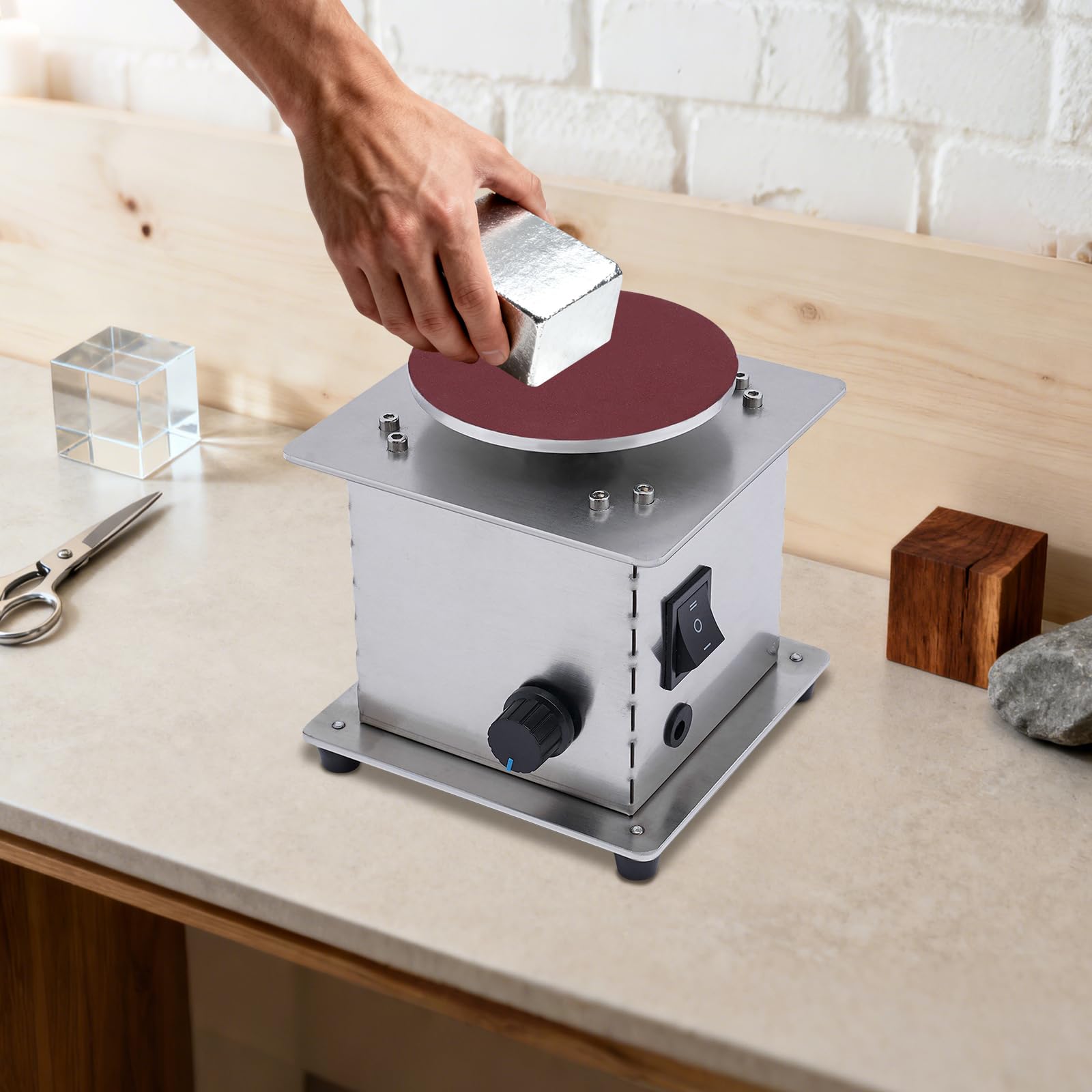 Mini-Tellerschleifer 200W Leistung Durchmesser des Schleiftellers 10cm, 7 variable Geschwindigkeiten, Tischschleifer mit 21 Schleifpapiere, Tischschleifmaschinen für Holz, Metall