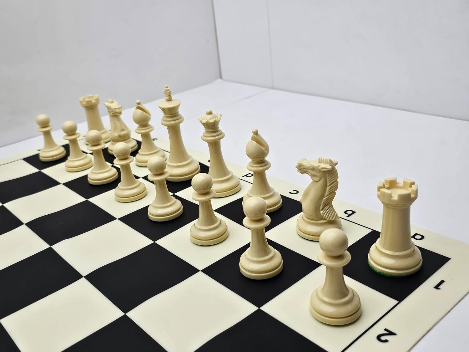 20-inch Foldable Silicone Easy-to-Clean Large Chess Set, Plastic Weighted Staunton Pieces 2 Extra Queens,Family Retro Adult and Children's Chess Portable Travel Game Chess Set with Storage Bag