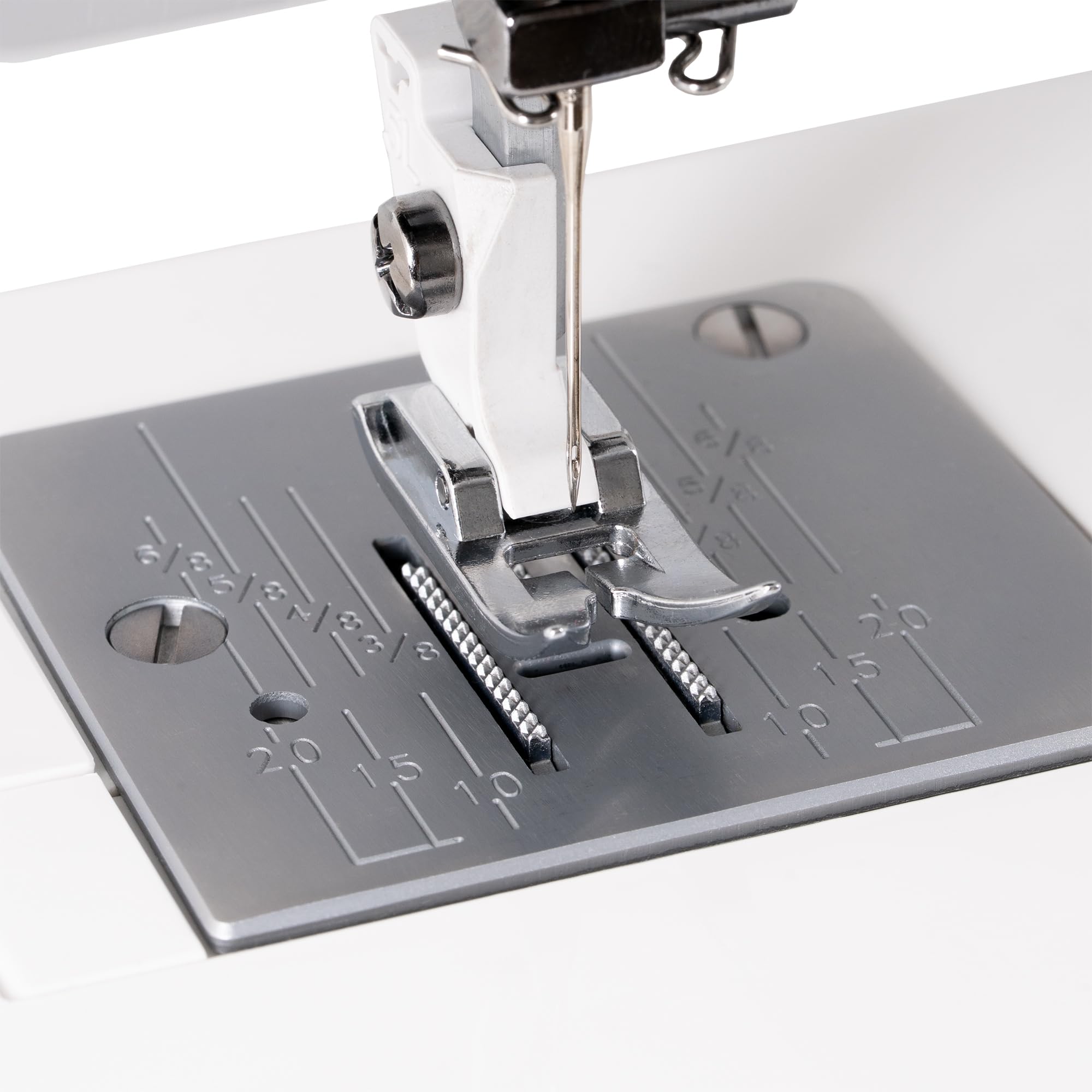Janome Toile Romance - Máquina de coser de 15 puntadas fácil de usar con licencia oficial de la colección Bridgerton