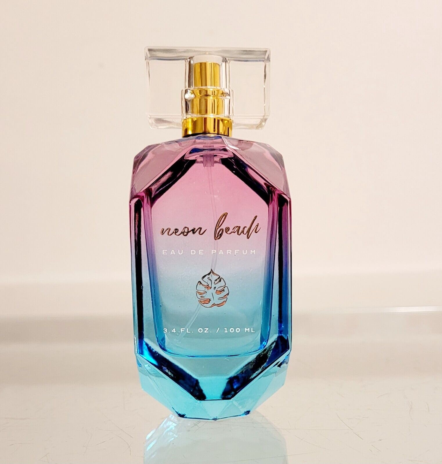 Generic NEW Tru Fragrance Neon Beach Eau De Parfum 3.4 Fl Oz 100ml - Womens Perfume Scented Fragrance Top Notes and Accords are Floral, Citrus, and Grapefruit