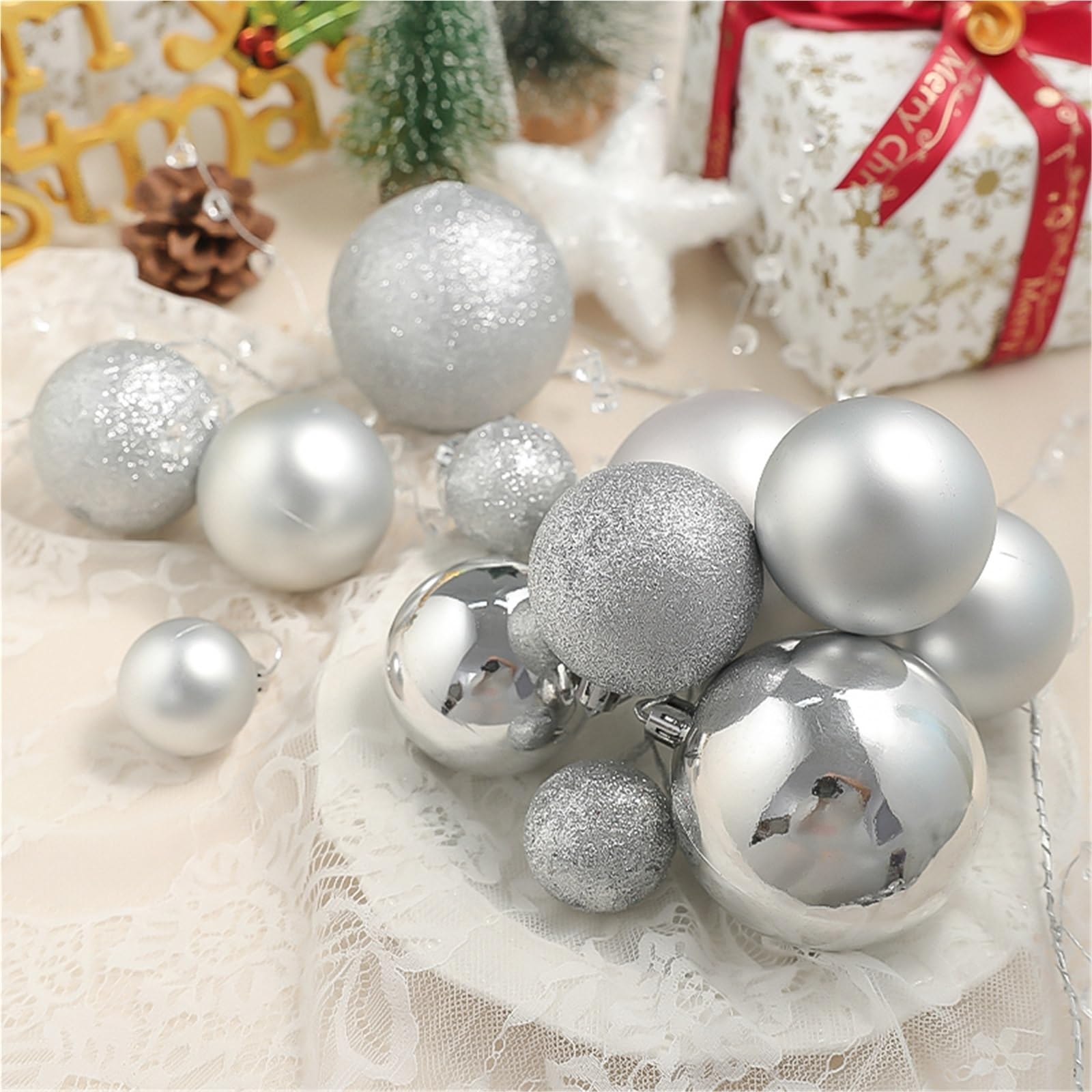 Weihnachtskugeln 24 Stück 4–8 cm Weihnachtsdekorationskugeln for Aufhängen, Weihnachtsbaum-Anhänger, Ornamente for Zuhause, Party, Neujahr, Dekoration(Green)