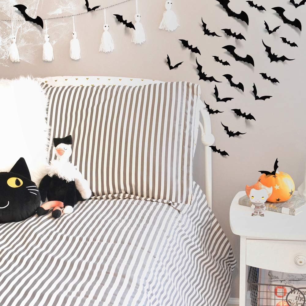 LUDILO 120pcs Bats Halloween Decoration: Halloween Bats Wall Décor Bats Stickers Wall Decals PVC 3D Wall Bats Scary Stickers Halloween Party Decorations Indoor Outdoor DIY Home Window Door Décor