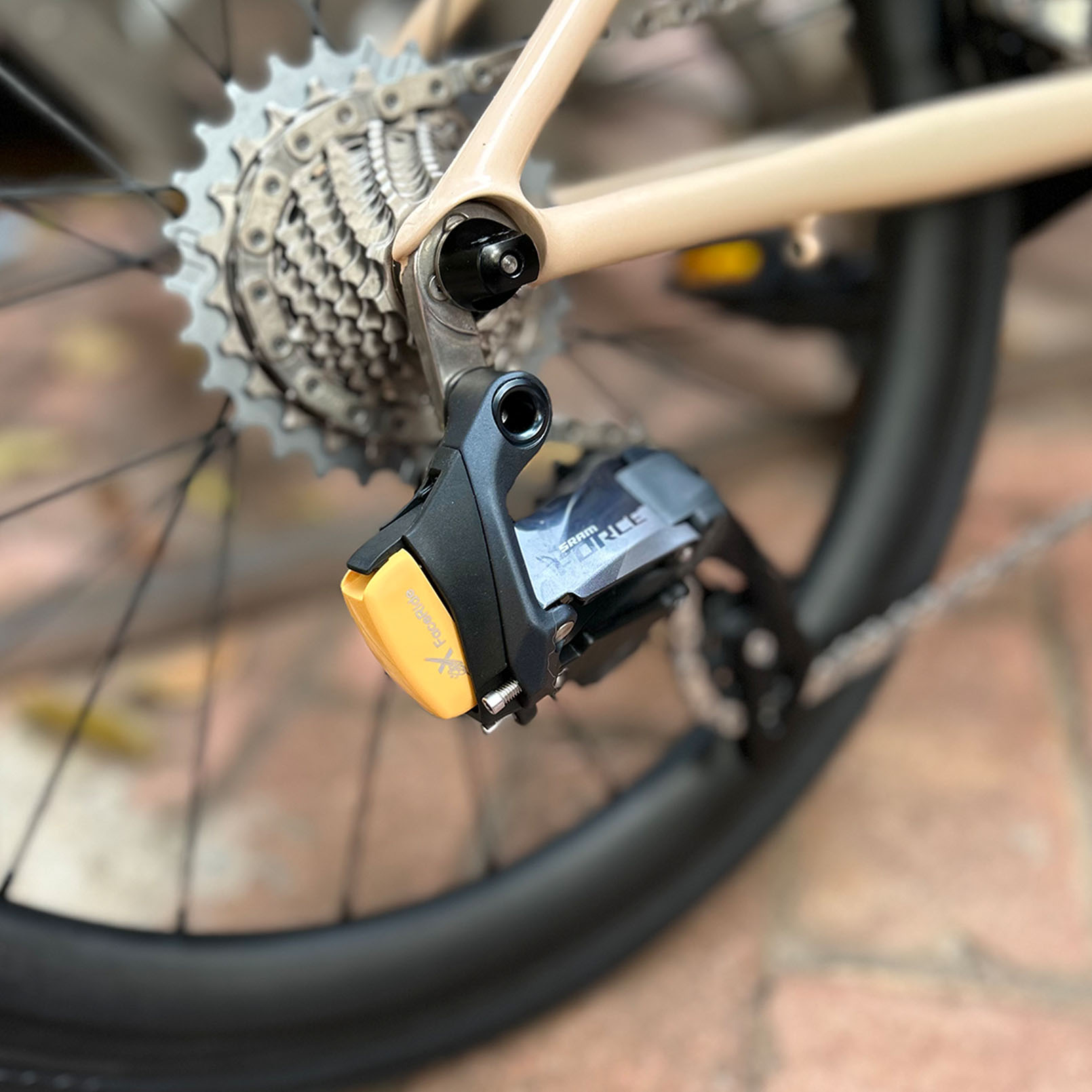 Amazon.com: takewell Small Battery, Lightweight and Compact Design