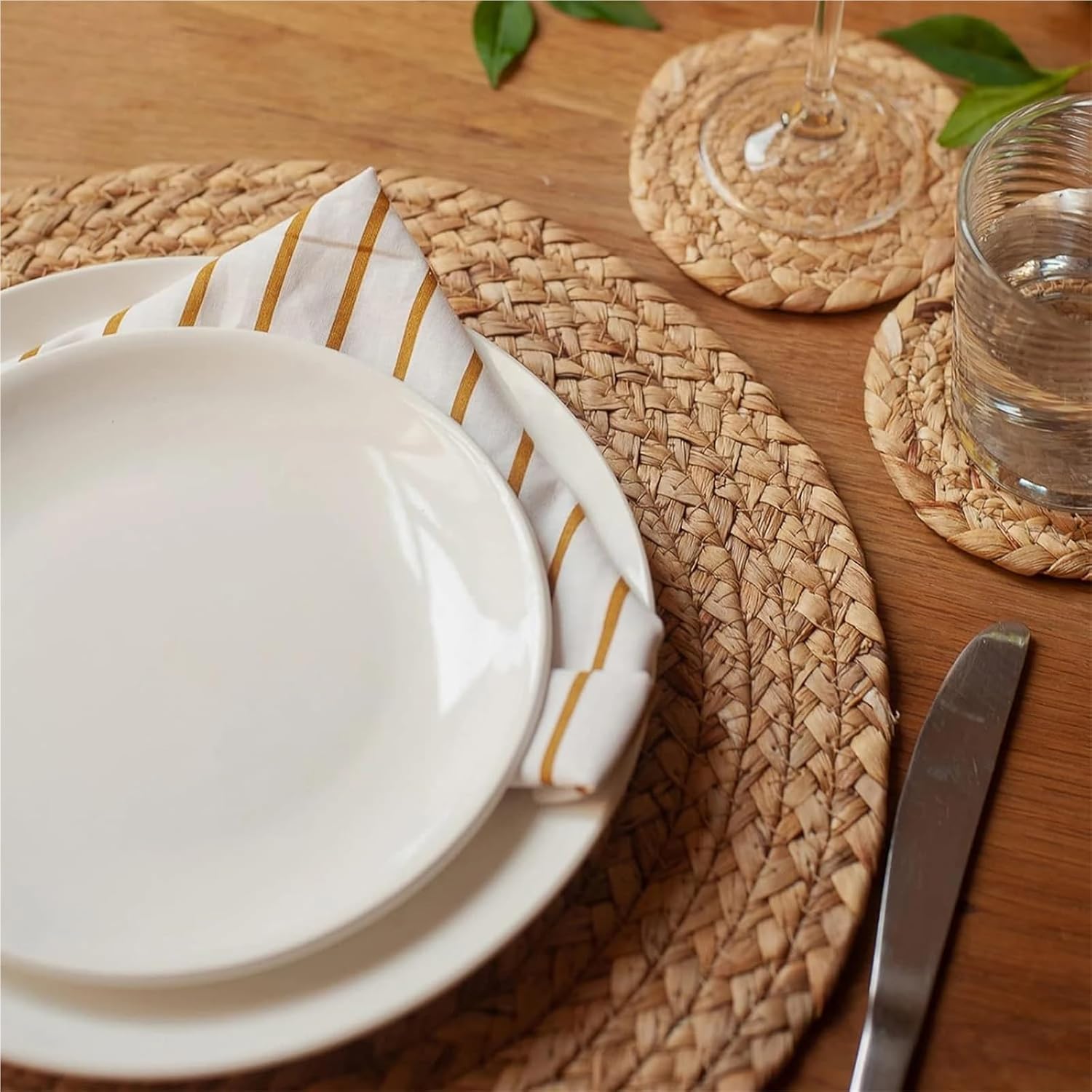 1pcs Woven Placemats Round Placemats Farmhouse Boho Braided Natural Water Hyacinth Place Mats for Indoor & Outdoor Table Decor