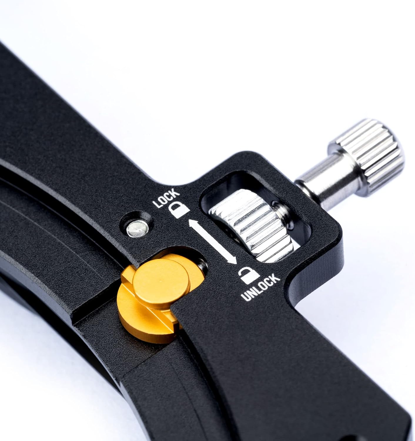 NiSi, V7 Standard Kit - 100mm Aluminum Filter Holder with True Color CPL and 3 Adapter Rings - Great as Camera Accessories Gear for Film and Photography - Vignetting-Free & Hold Up to 3x 100mm Filters