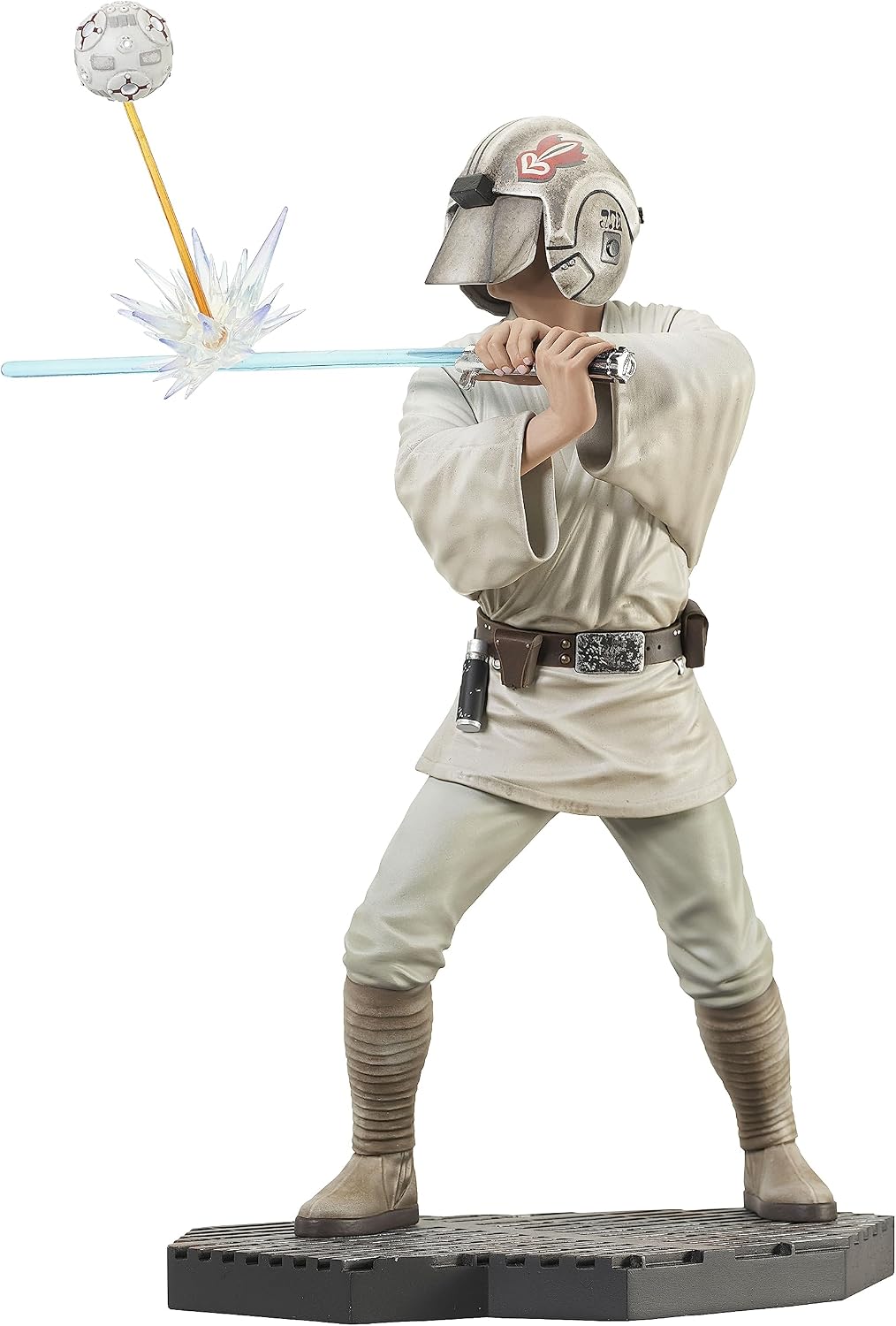 Star Wars Milestones: A New Hope Luke Skywalker Training Statue