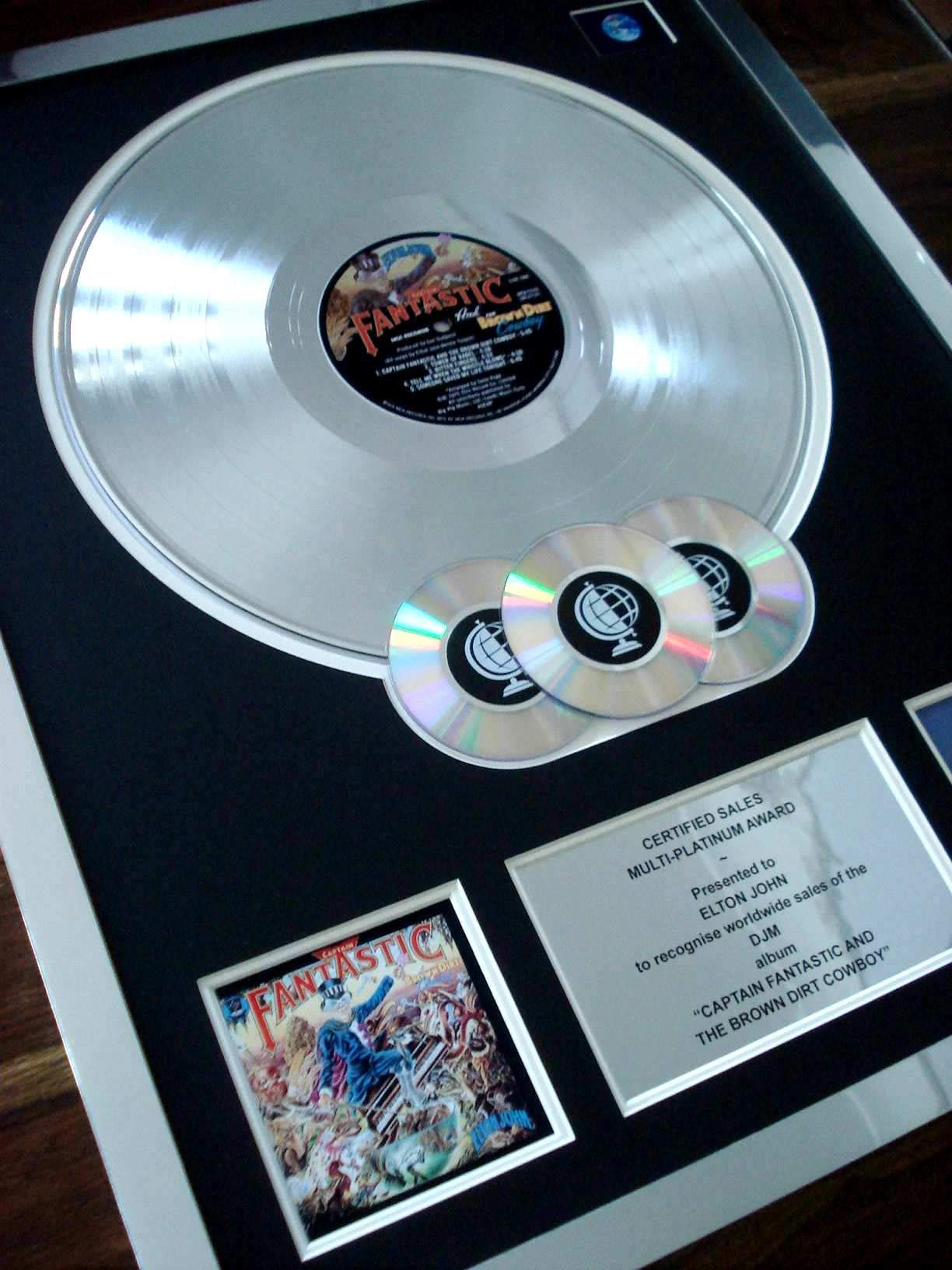 FCS ELTON JOHN CAPTAIN FANTASTIC MULTI PLATINUM DISC RECORD AWARD ALBUM LP