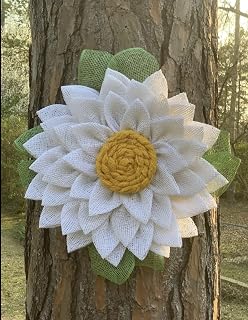 WHITE FLOWER WREATH,FLOWER WREATH,POLY BURLAP,SUMMER/SPRING DOOR DECOR,