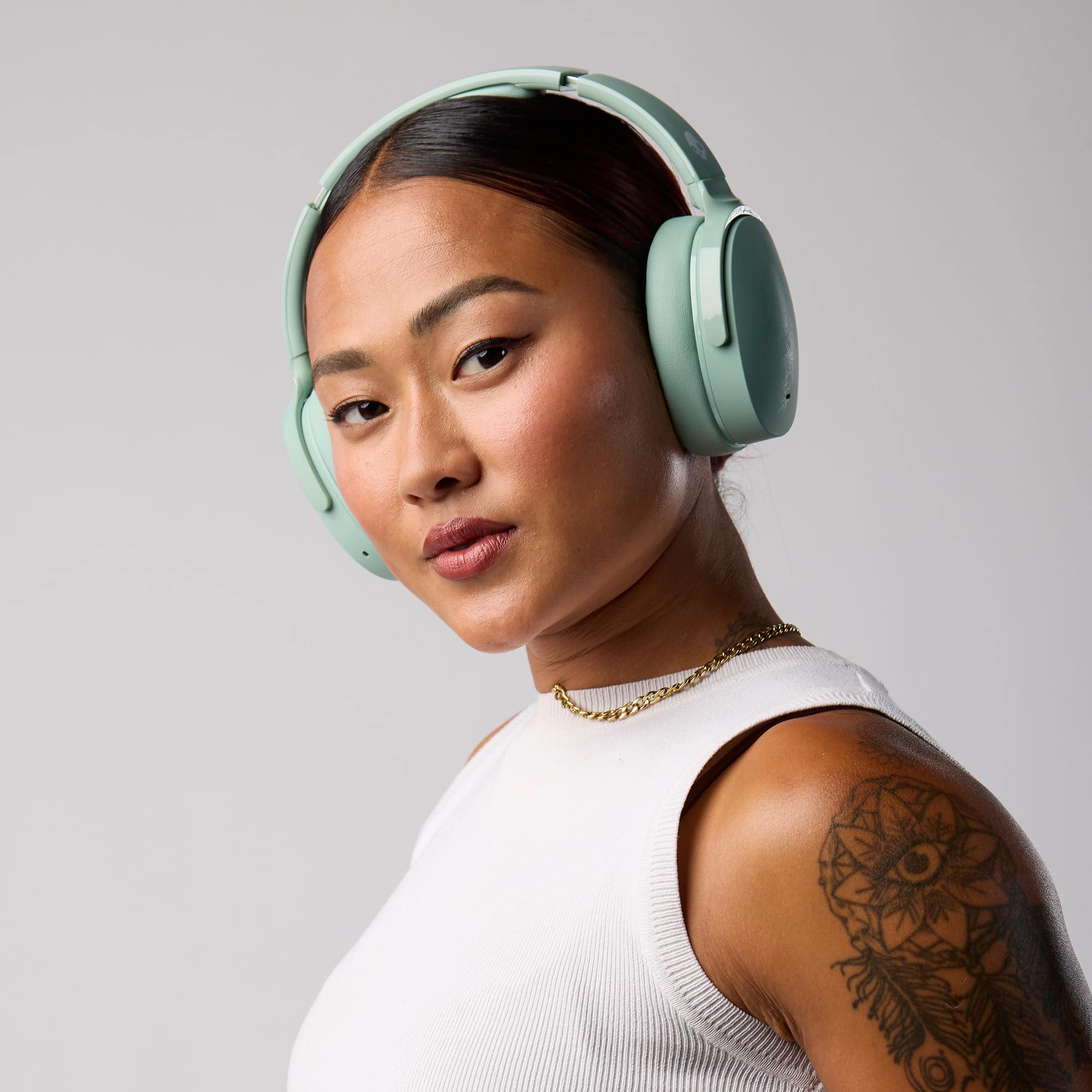 Skullcandy Hesh ANC Over-Ear Noise Cancelling Wireless Headphones, 22 Hr Battery, Microphone, Works with iPhone Android and Bluetooth Devices - Preppy Summer