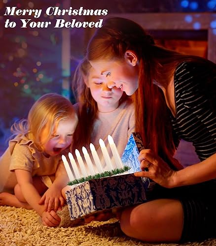 Miniatura 7 de Lewondr Candelabro sueco de Navidad, velas eléctricas con 7 velas cónicas sin llama, luz de puente de vela de madera con alimentación USB, luces