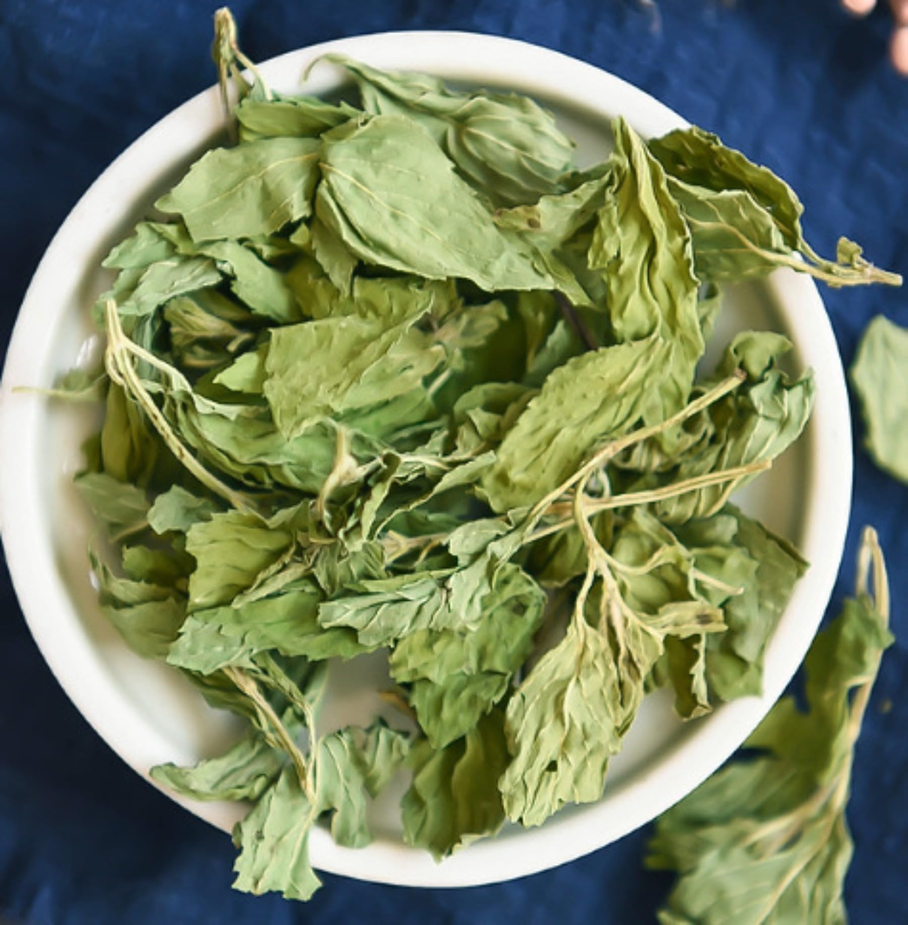 Feuilles de menthe poivrée naturelles 500g / 17,63 Feuille de Menthe Séchée Saine, Tisane - Relaxante et Délicieuse
