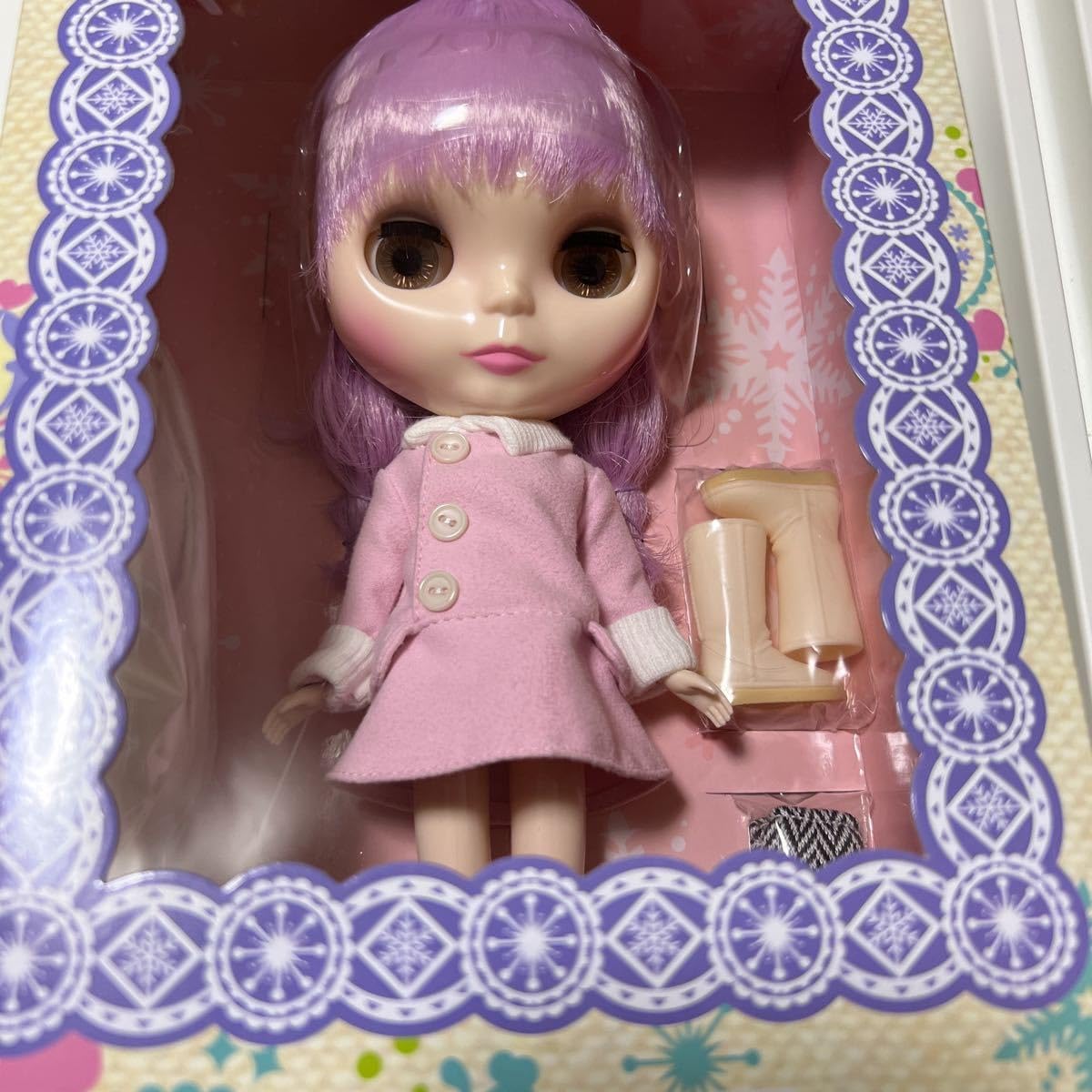 Amazon | ブライス blythe ラベンダーハグ | 人形・ドール | おもちゃ 