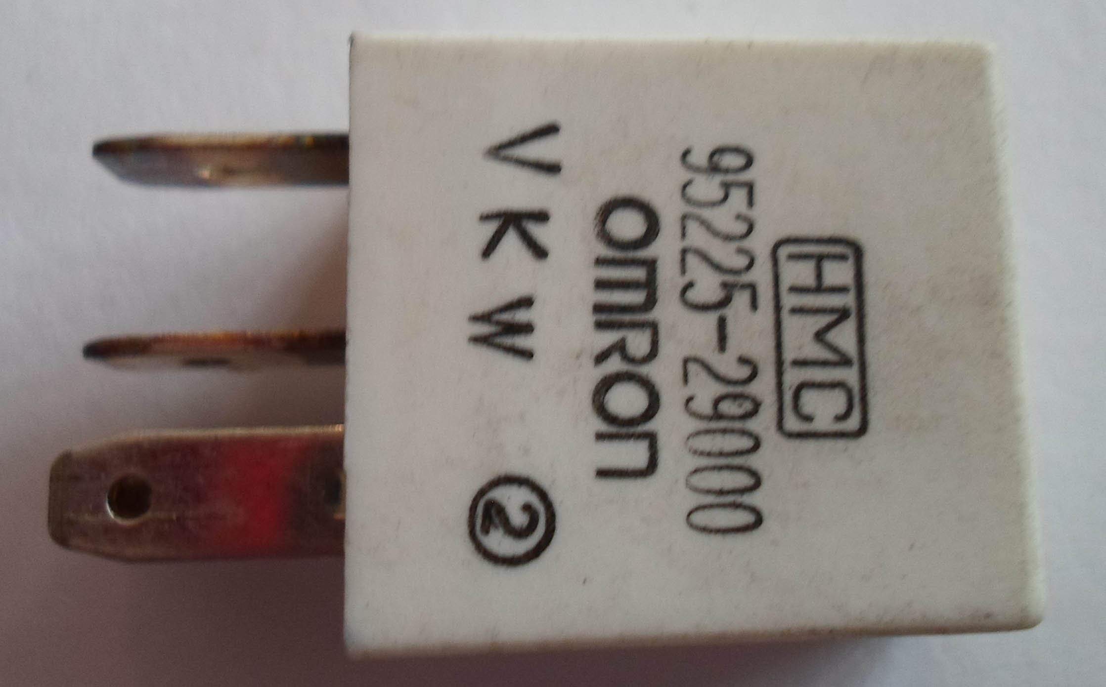 Amazon.com: Genuine OEM 95225-29000 Power Relay / 9522529000 for  