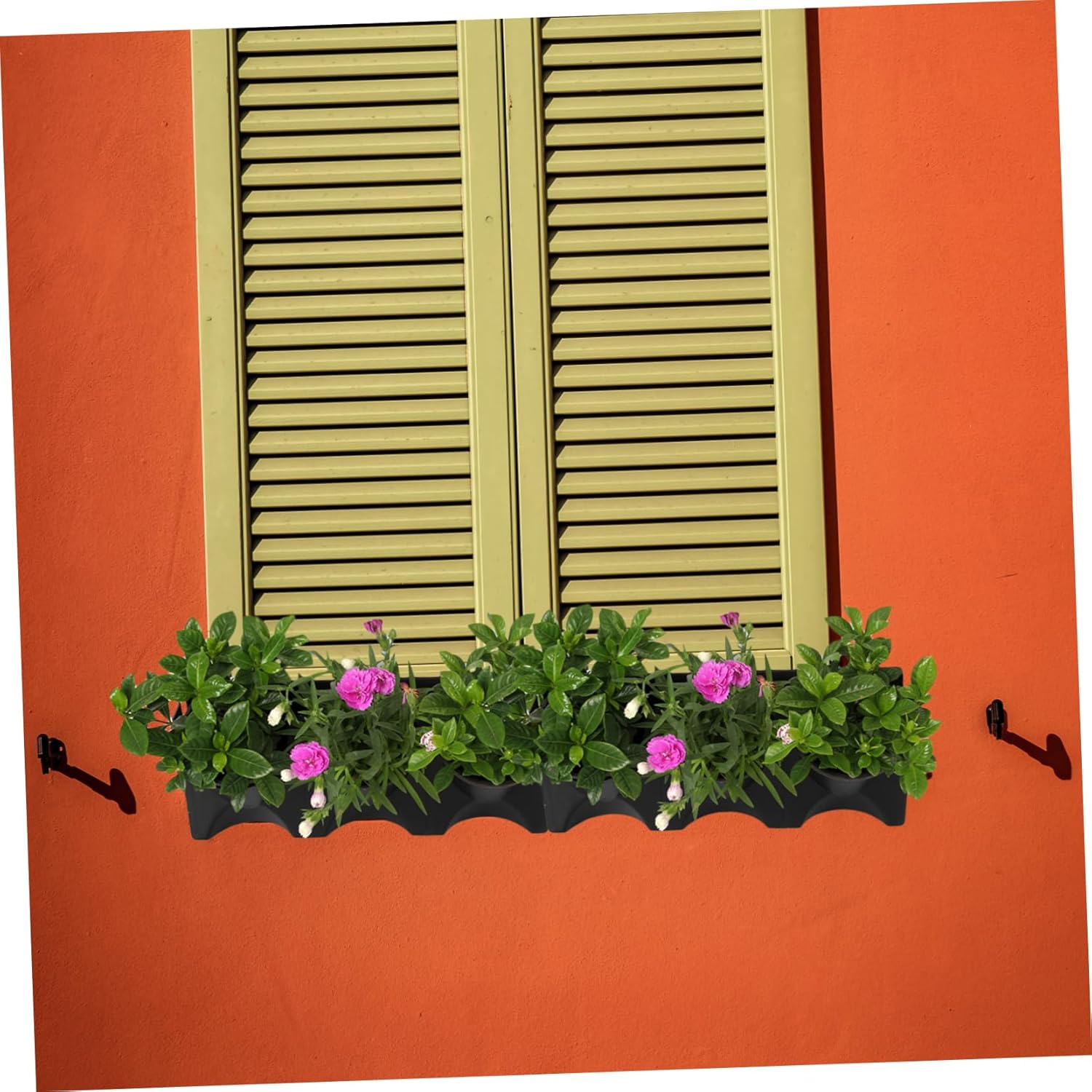 Vertical Wall Planter Set 3-Pocket Self-Watering Hanging Flower Pot for Indoor/Outdoor Use Sturdy Plastic Drainage for Easy Maintenance