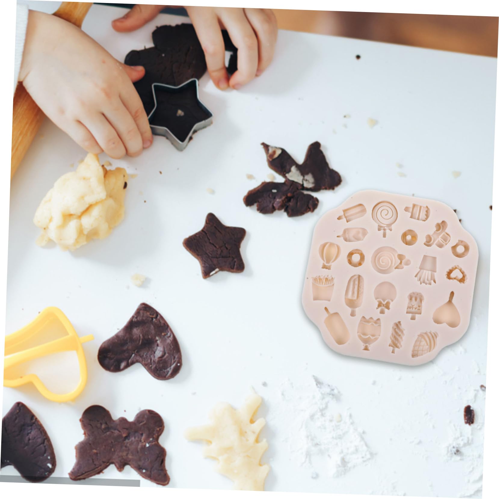 LIFKOME 5 Pièces Moule Silicone pour Argile Polymère Moule à Bonbons et Sucettes pour Diy et Bijoux Matériau de Haute et
