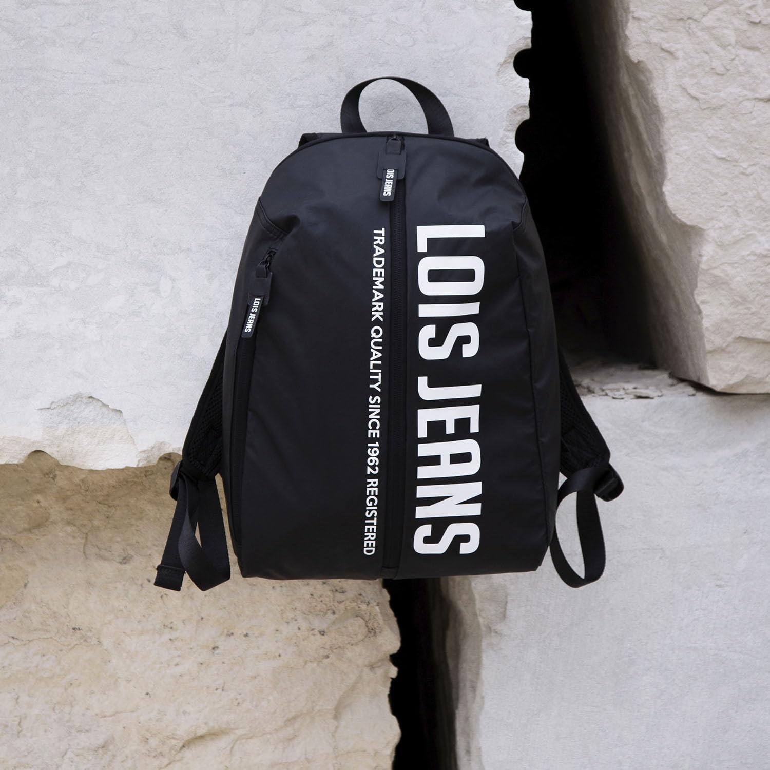 Lois - Mochila Unisex Grande para Escuela, Instituto y Universidad - Ligera, Resistente, Multiusos, Ideal para Chicos y Chicas, Viaje y Deporte, Negro