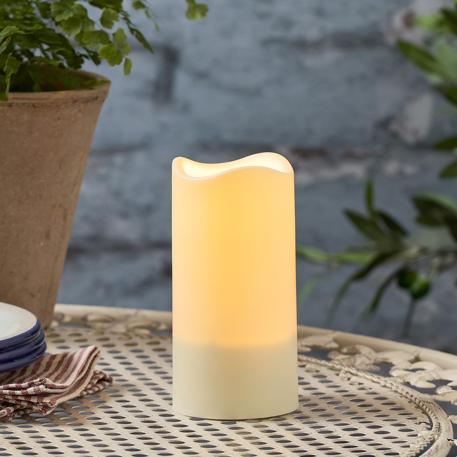 Lights4fun Warm White 15Cm Solar Powered Flickering Flame Led Flameless Garden Patio Candle Ip44 Rated Outdoor Use