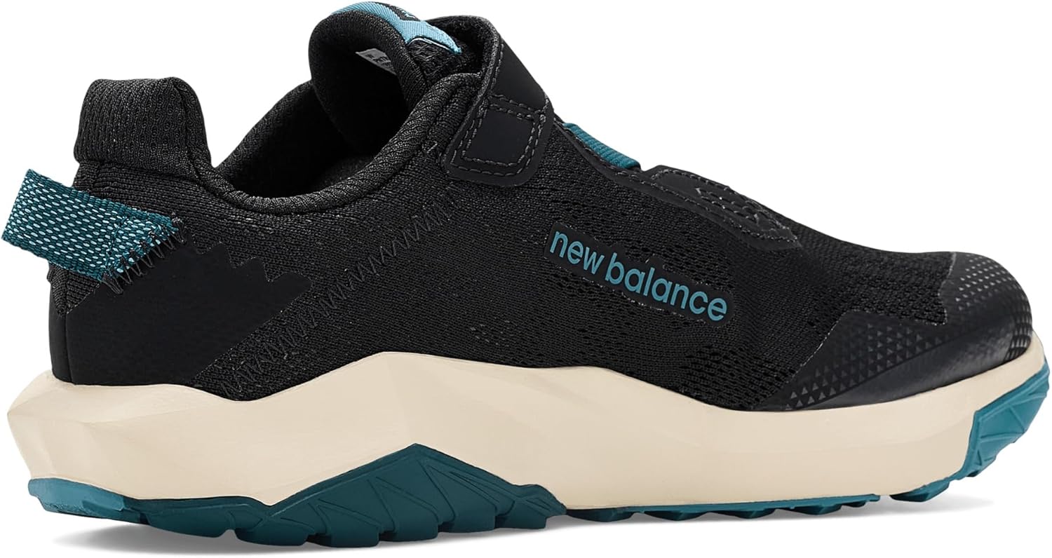 New Balance Unisex-Child Dynasoft Nitrel V6 Bungee Lace with Top Strap (Little Kid)
