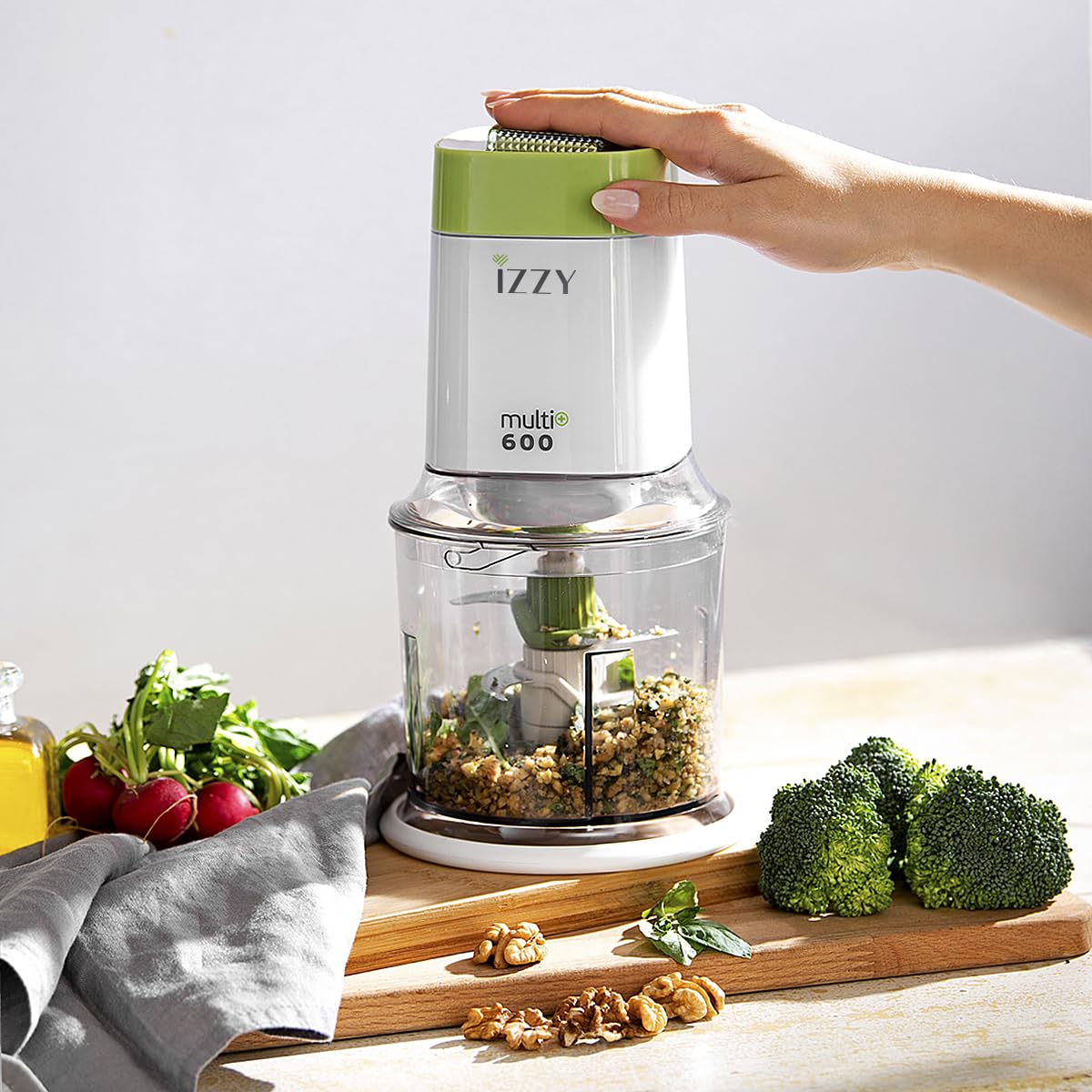 Benrubi IZZY Multi+ 600, der 6 Klingen Zerkleinerer, elektrischer Multizerkleinerer, Zwiebelschneider, Gemüseschneider, 600W, 600 ml Fassungsvermögen