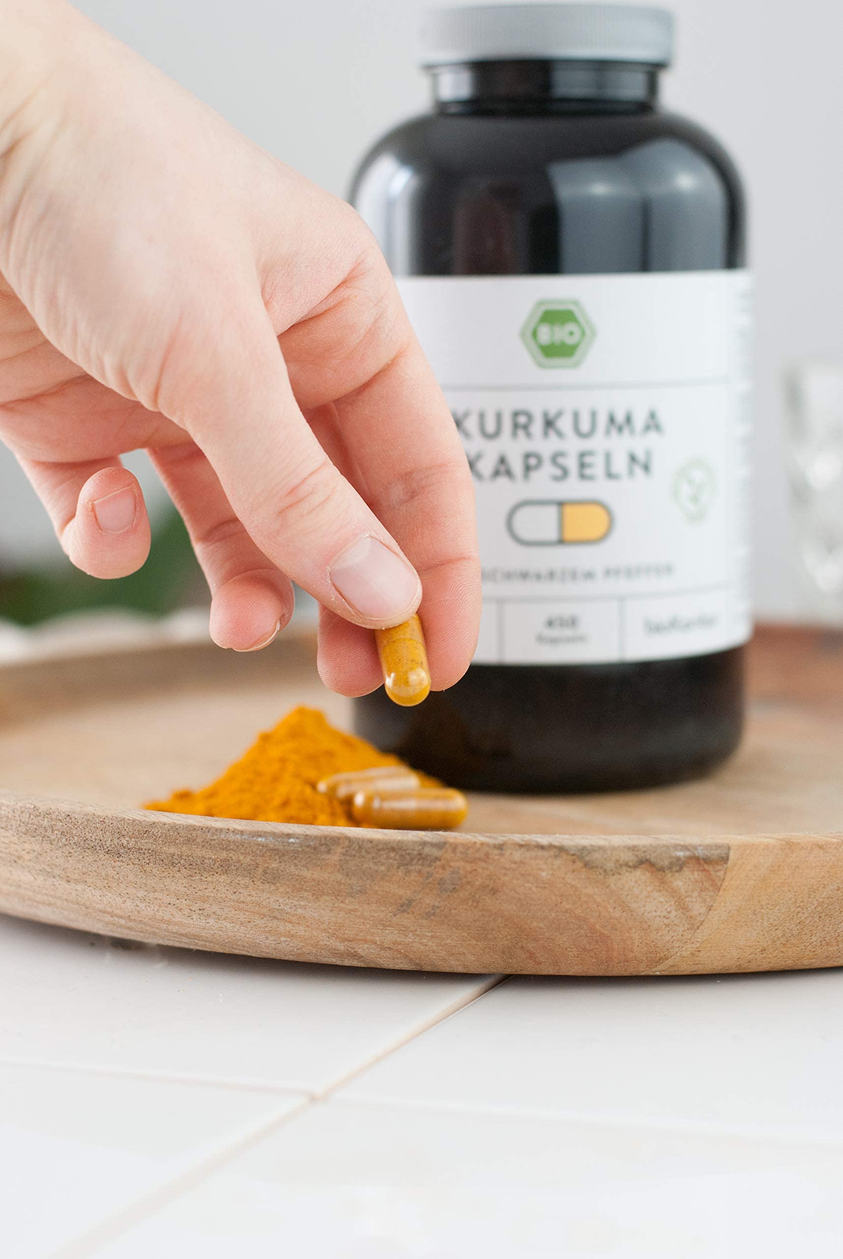 bioKontor – Bio Kurkuma Kapseln vegan 450 Stück – 600 mg Tagesdosis – 15 Monats Vorrat – Bio Kurkuma Pulver Kapseln mit Bio Pfeffer – Curcumin & Piperin – Kurkumawurzel Pulver – deutsche Herstellung