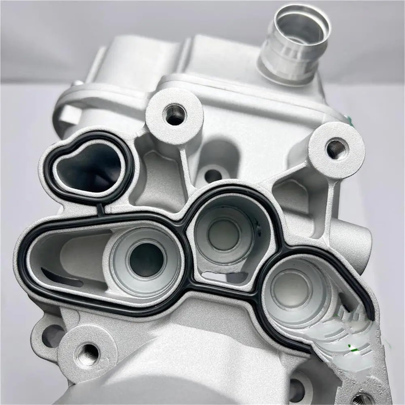 06F115397E 06F115397F 06F115397H Filtro olio motore in alluminio adatto per Volkswagen Adatto per Golf V Adatto per Passat B6 Transmission Oil Cooler