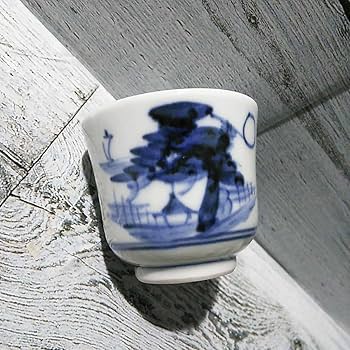 切込 砥部 瀬戸焼 白磁八角 猪口 ぐい呑み 楽天市場】【砥部焼】イッチン 椿ぐいのみ 木箱入り【陶彩窯】花