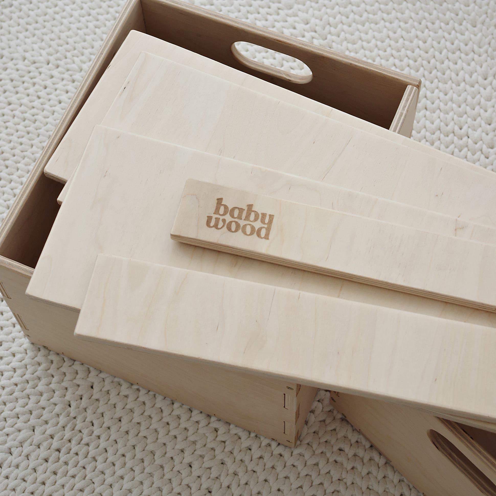 Babywood Bücherregal aus Holz für Kinder | Kinderregal mit 2 Spielzeugkisten | Montessori Kinderbücherregal | sicheres Bücherregaler | Bücherregal für das Kinderzimmer