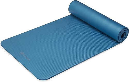 Miniatura 6 de Gaiam Alfombrilla de yoga extra gruesa y esterilla de ejercicio con textura antideslizante y correa de fácil transporte