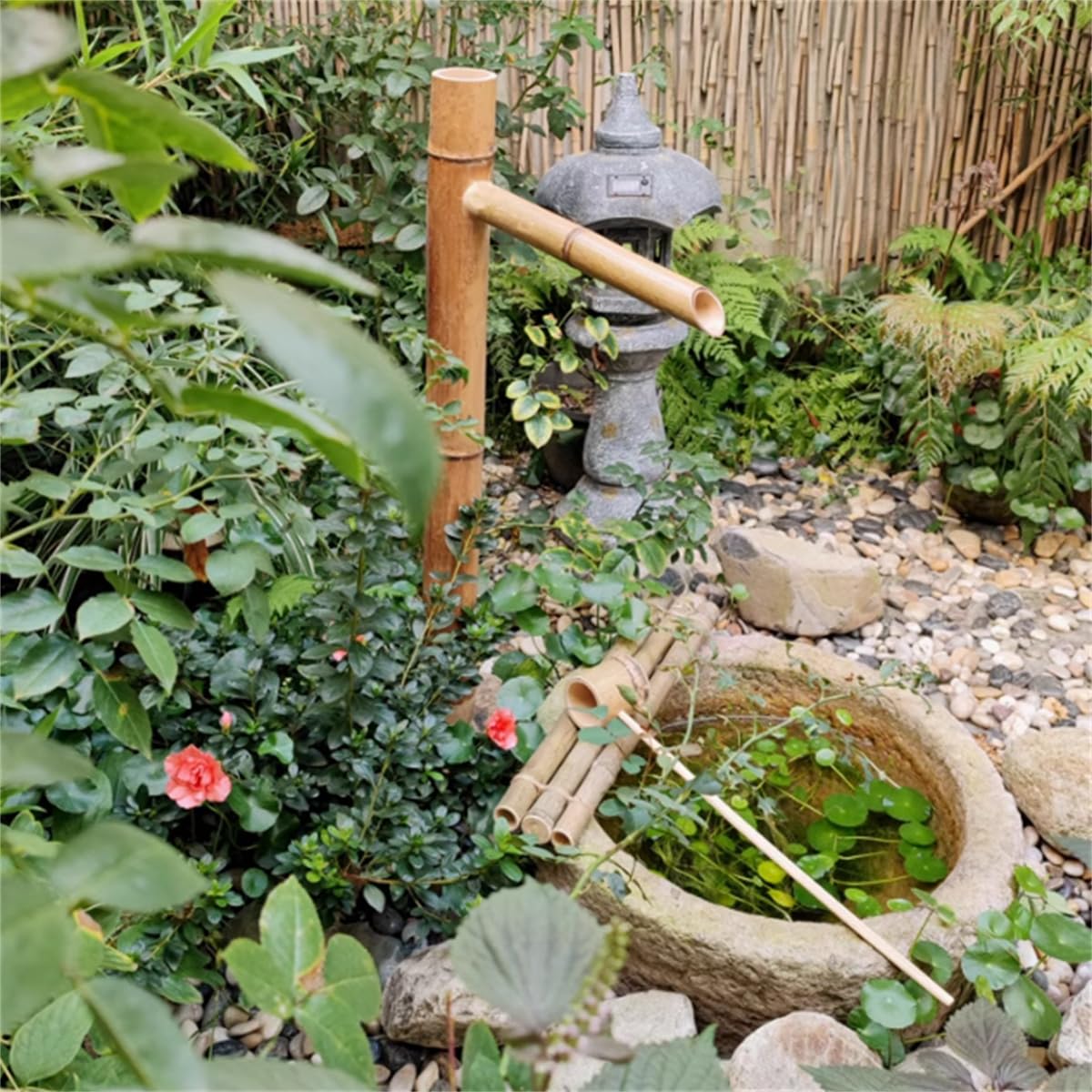 80Cm, Bambusowa Fontanna Solarna Z Pompą, Feng Shui Zen Fontanna Wodna Z Tratwą Bambusową I Chochlami Bambusowymi, Dekoracja Ogrodowa, Do Użytku Wewnątrz I Na Zewnątrz Na(50cm)