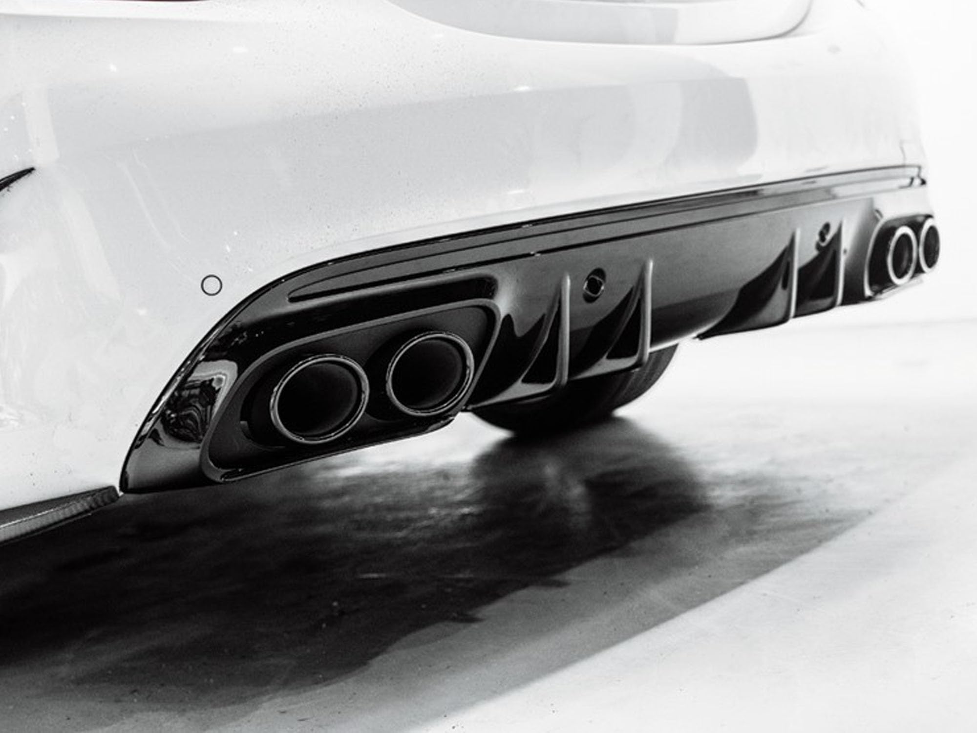 Heckdiffusor Diffusor + Auspuffblenden Schwarz für Mercedes Benz C-Klasse W205 S205 AMG Line Limo Kombi C43 AMG ab 2014 2015 2016 2017