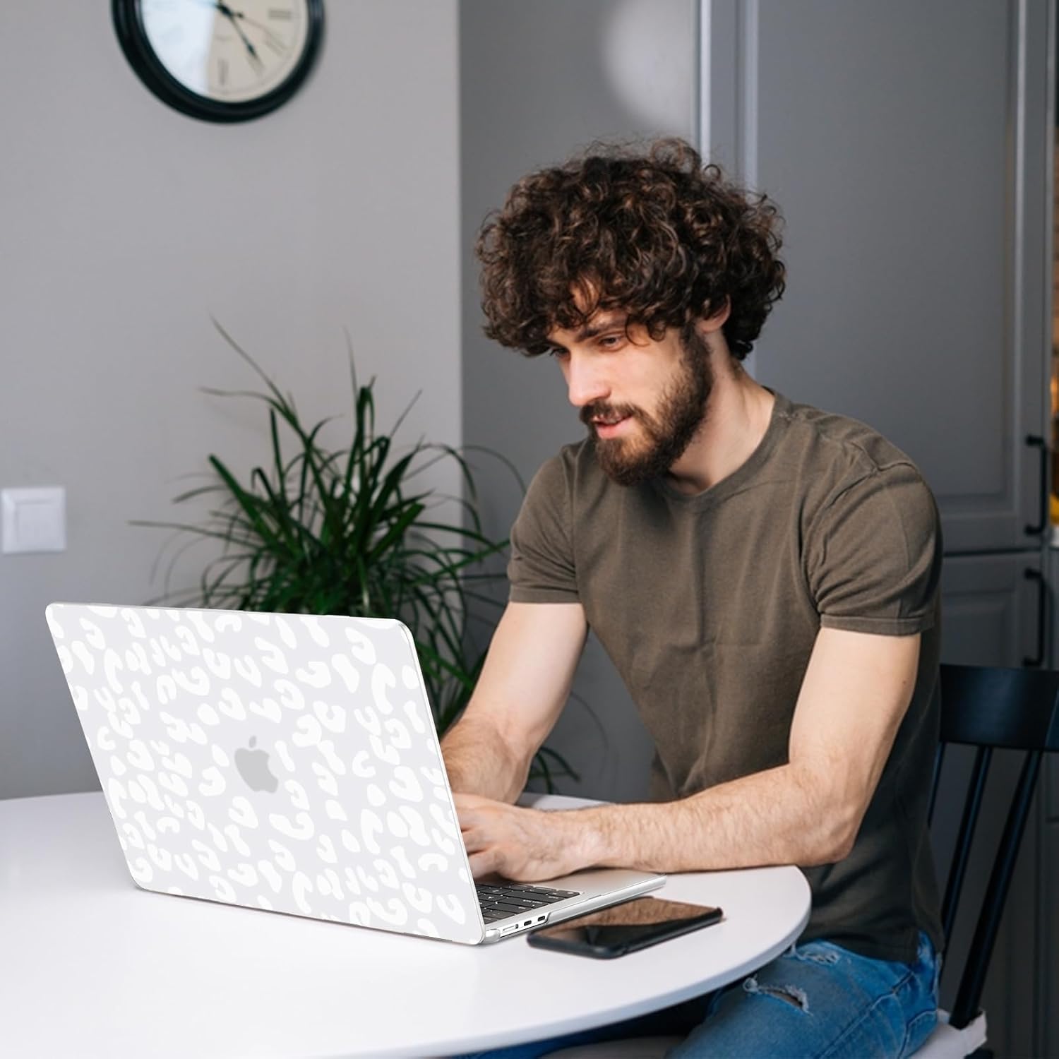 AKIT Compatible with MacBook Air 13 inch Case 2026 2025 2024-2022 M4 M3 M2 A3240 A3113 A2681, Unique Hard Shell Laptop Case+Screen Protector+Keyboard Cover for MacBook Air 13.6 inch, White Leopard - Image 9