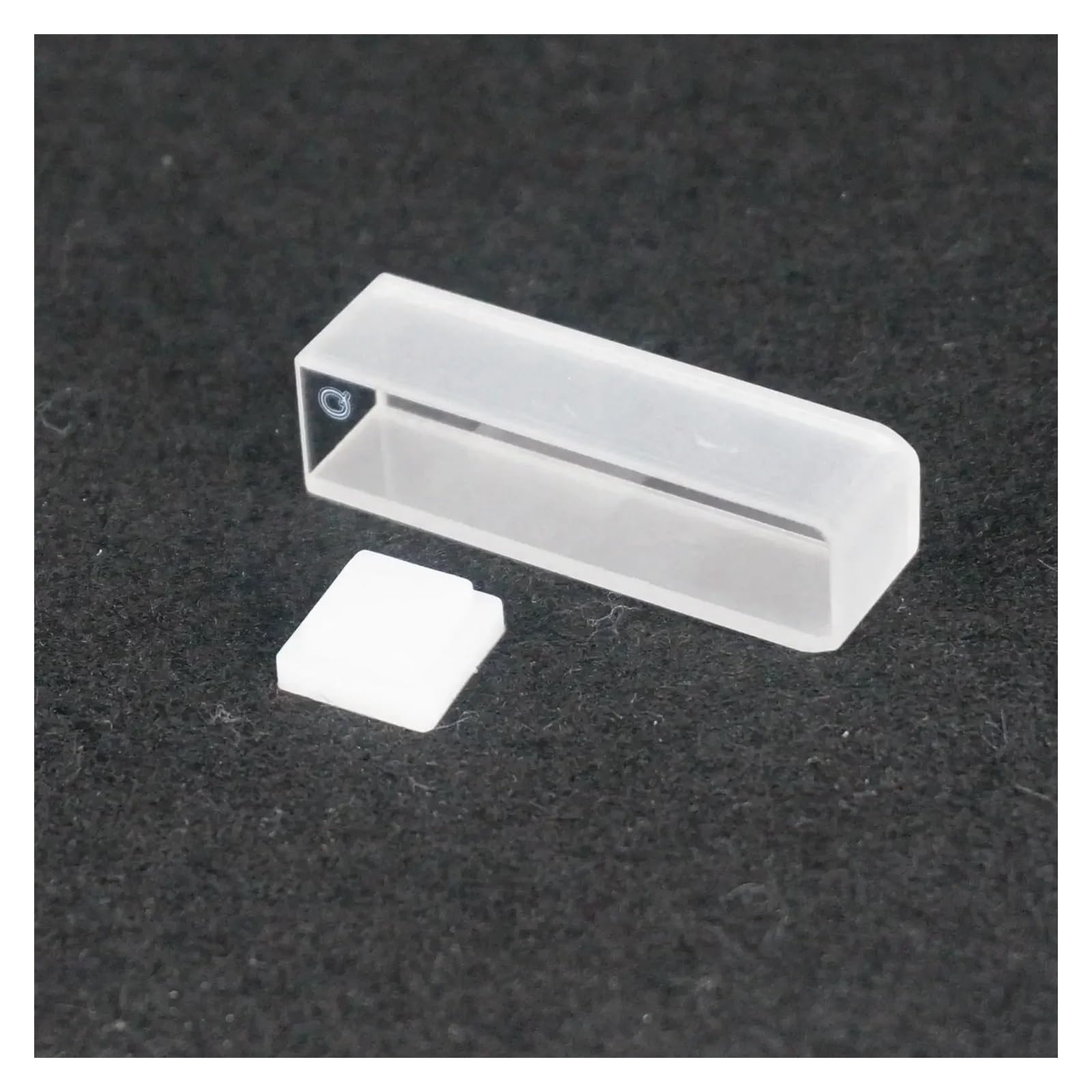 2 cuvette al quarzo JGS1 con lunghezza del percorso di 10 mm e coperchio for spettrofotometri