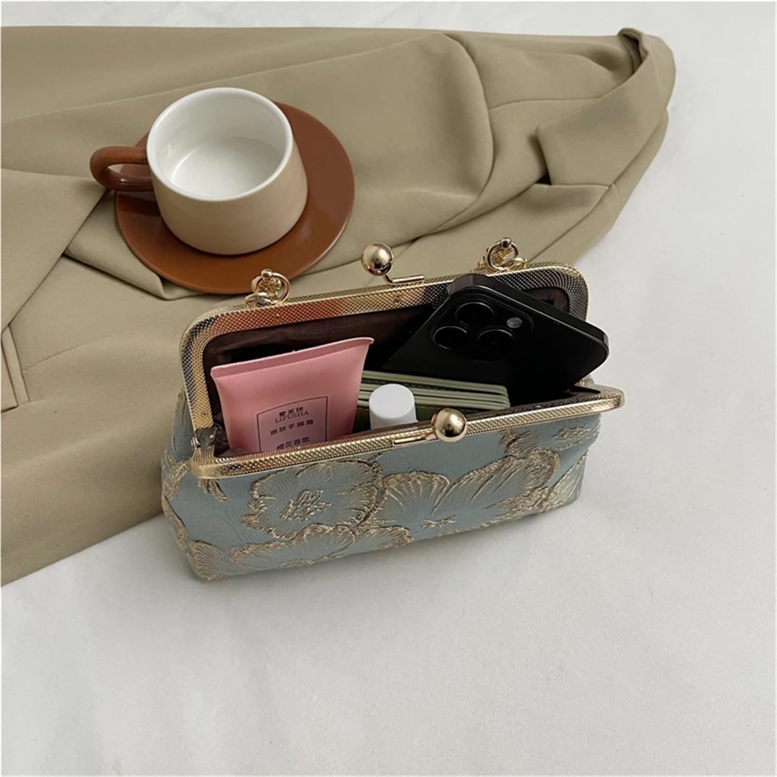 Bestickte Abendtasche Retro-Handtasche gepaart mit Qipao Hanfu-Tasche, elegantem Temperament, Kettentasche, diagonaler Cross-Tasche, Clip-on-Tasche FüR Hochzeit, Party(Pink)