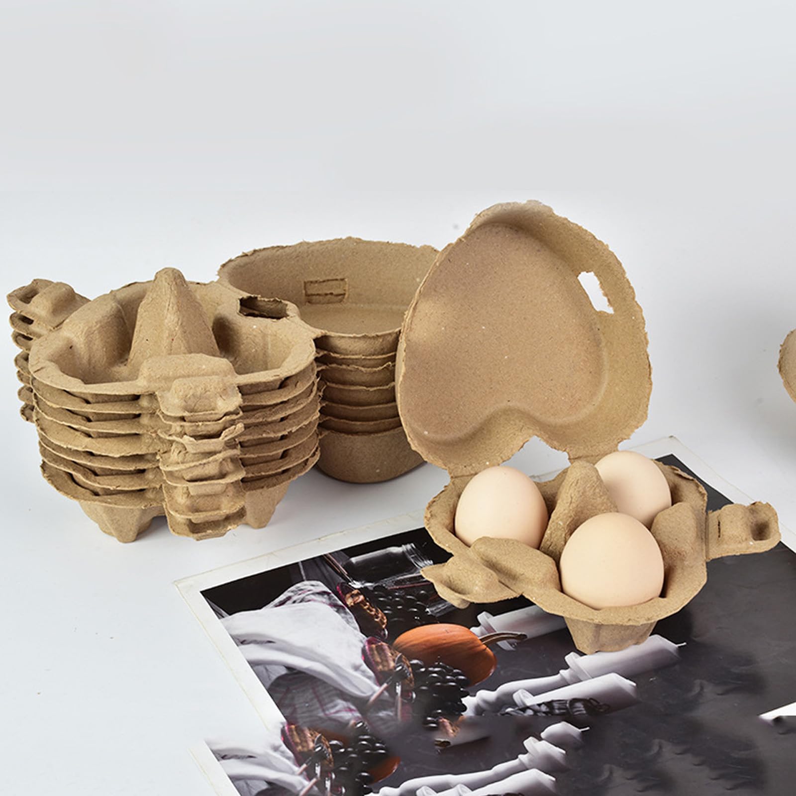 30 recipientes reciclables con diseño de corazón para huevos con 3 compartimentos para sostener huevos de forma segura durante el transporte, propietario de papel natural