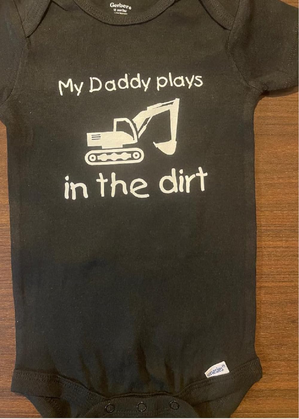 Digger Excavator track hoe baby onesie ® Construction My daddy plays in the dirt one piece infant bodysuit