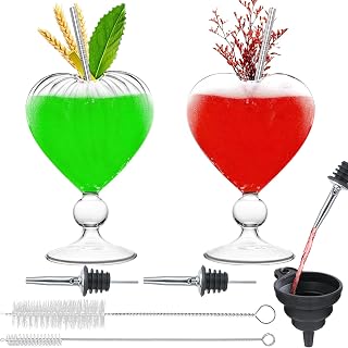 Cocktail Glasses Set of 2 Creative Martini Glasses 8 oz Unique Wine Glasses Heart-shaped Romantic Juice Glasses for WeddIng Home Bar Party Glassware Barware Gift