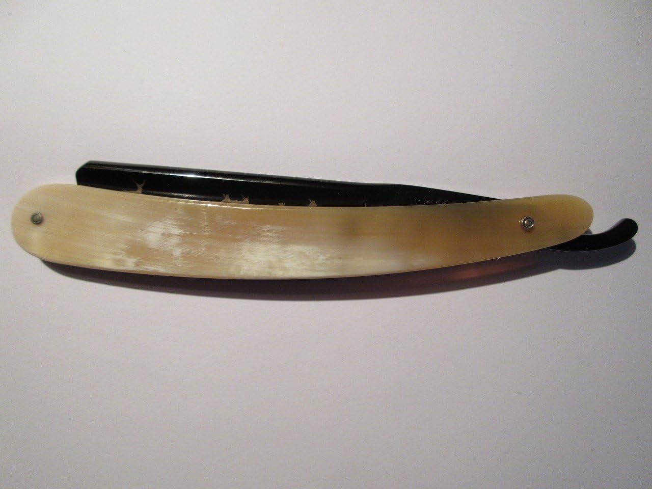 Wacker Huntsman 7/8" Straight Razor, Square Tip w/Radius, Black Chrome, Etched Blade, Horn Scales