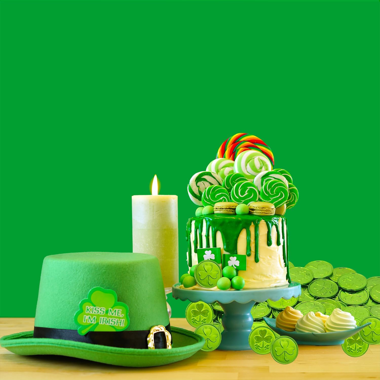 St. Patrick's Green Plastic Shamrock Coins, 3-Leaf Clover Coin for Party Decoration Favors, Leprechaun, Pirate, Educational & Classroom Learning Activities Party Favor (50 Coins)