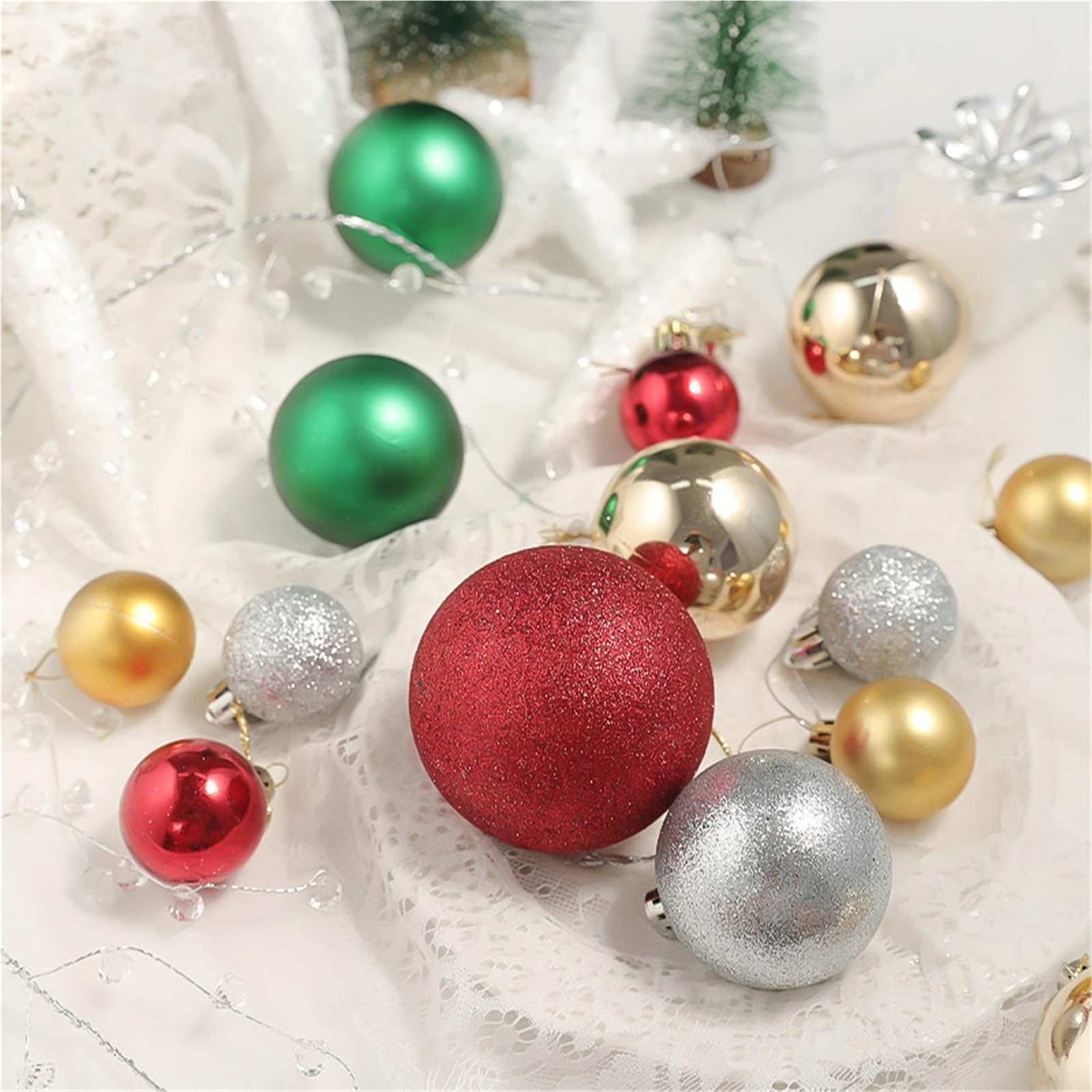 Weihnachtskugeln 24 Stück 4–8 cm Weihnachtsdekorationskugeln for Aufhängen, Weihnachtsbaum-Anhänger, Ornamente for Zuhause, Party, Neujahr, Dekoration(Green)