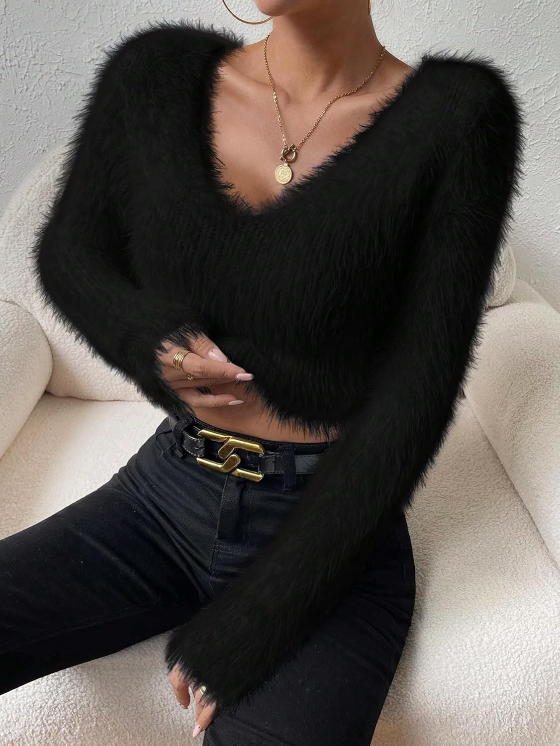 SweatyRocks Women's Fuzzy Fleece Long Sleeve V Neck Crop Sweater Casual Plain Slim Fit Warm Knitwear Sweater Tops - Image 5