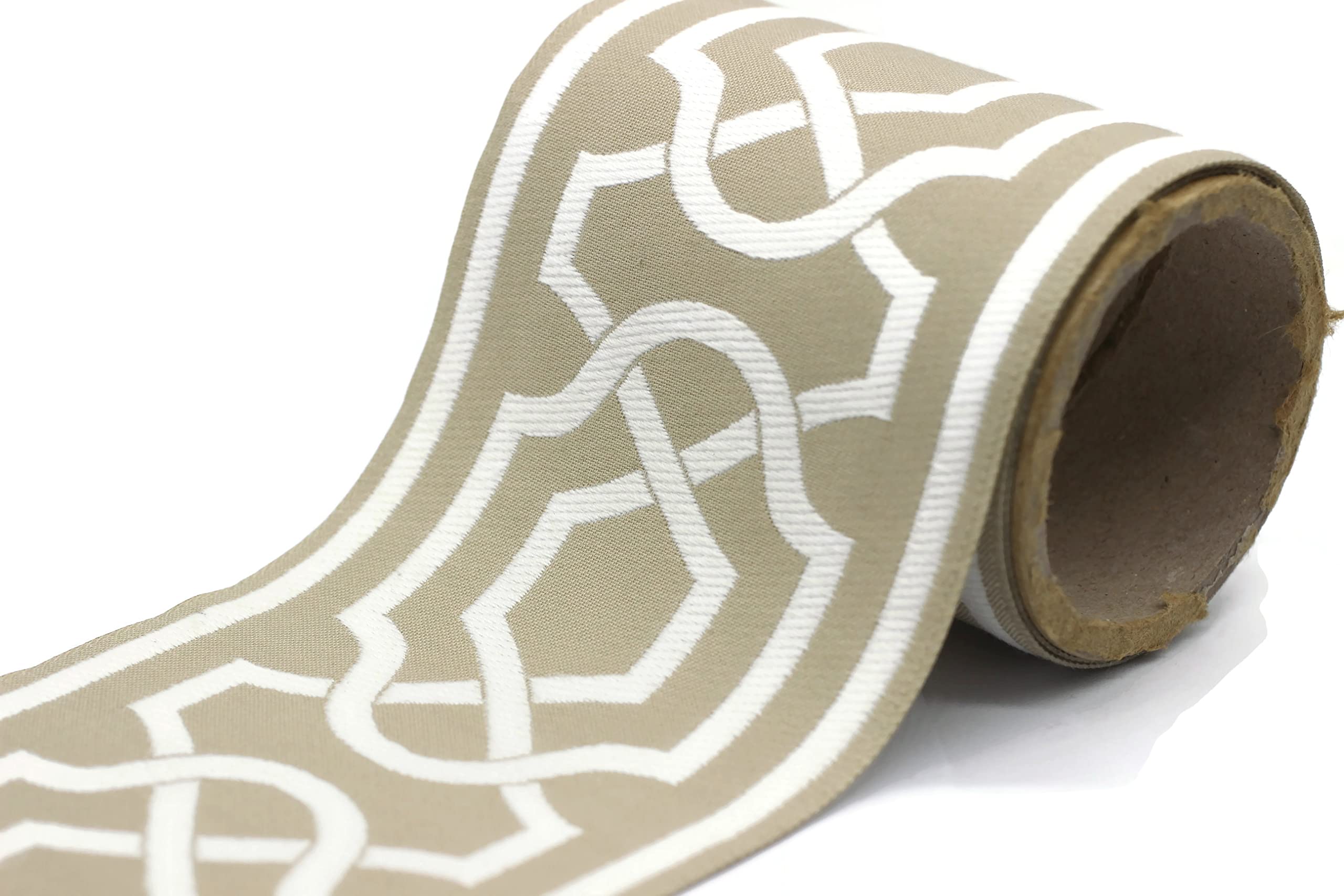Ruban jacquard géométrique de 3,7 m pour transformer vos rideaux de salon