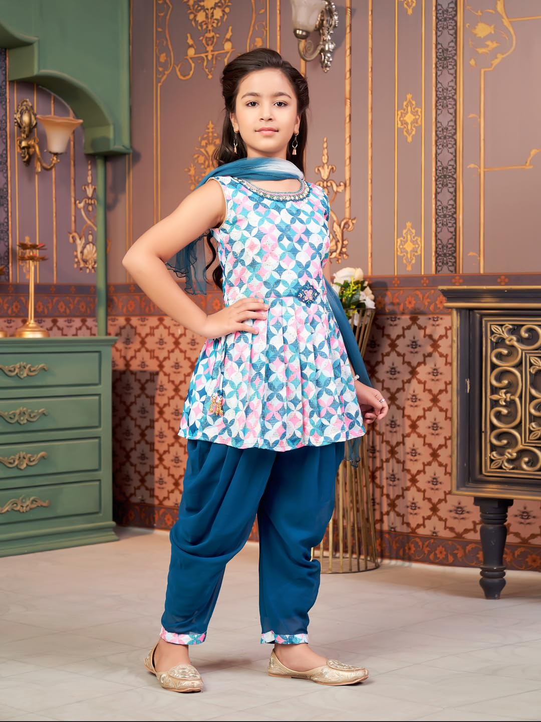 Aarika Girls Ethnic Wear Sea Green Colour Floral Print Beads Embroidery Cotton Blend Dhoti Kurta Set With Dupatta-4-9 Years (Dh-Shm-5017)