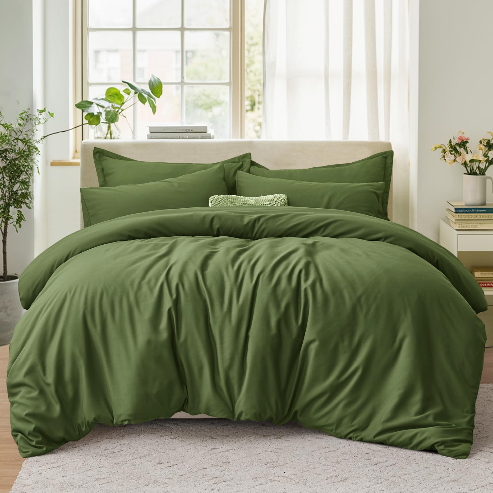 Tifschlaf Double Duvet Set - Bedding Double Bed Set with 2 Pillowcases - Ultrasoft Brushed Microfiber Duvet Cover with Zip Fastening, Olive Green (200x200)